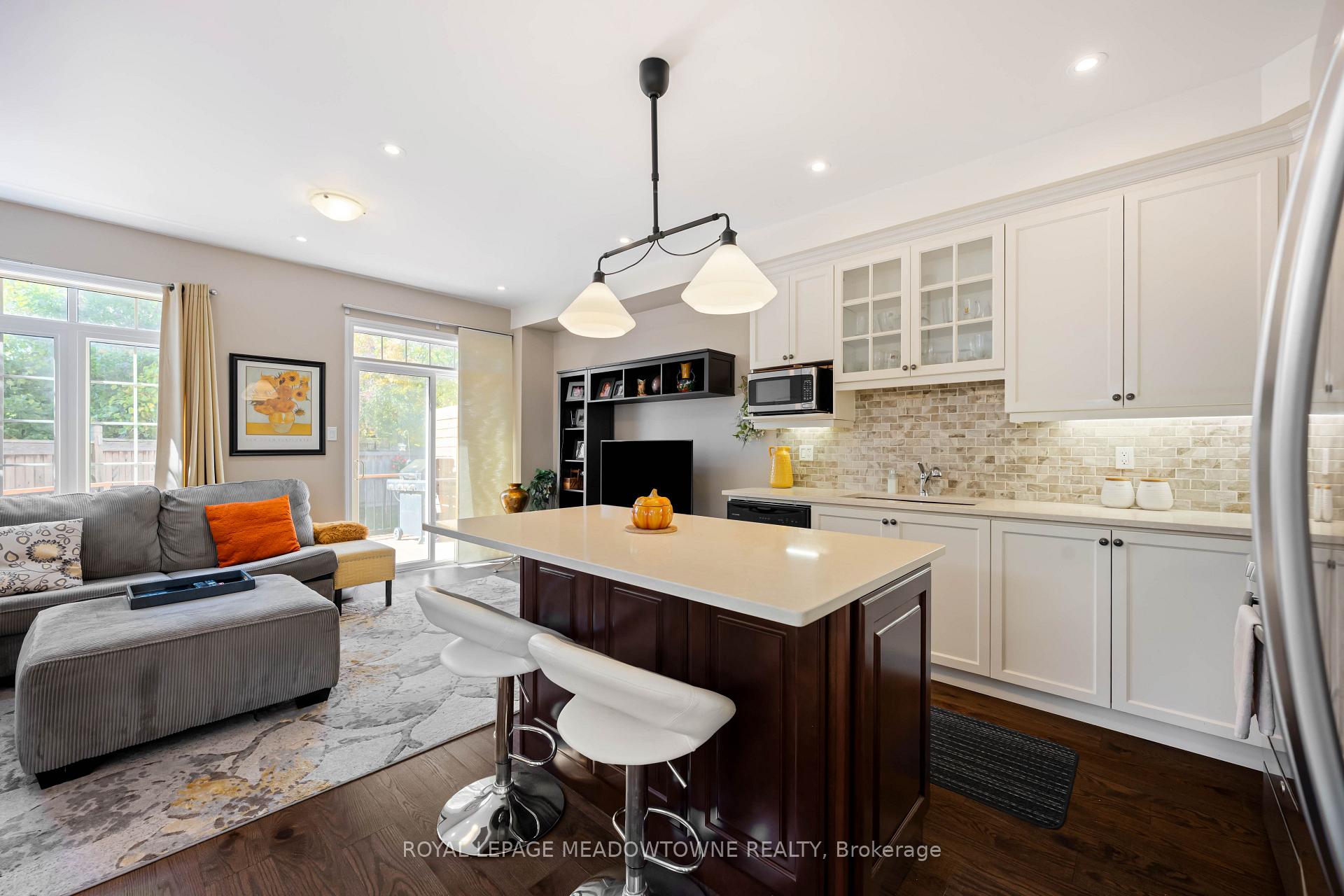 Photo 23 of 16 Ridgegate Crescent, Halton Hills, Georgetown — HOMEH