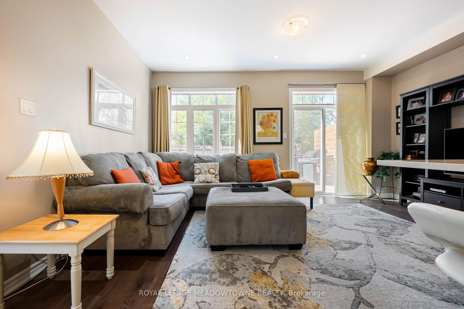 Photo 28 of 16 Ridgegate Crescent, Halton Hills, Georgetown — HOMEH