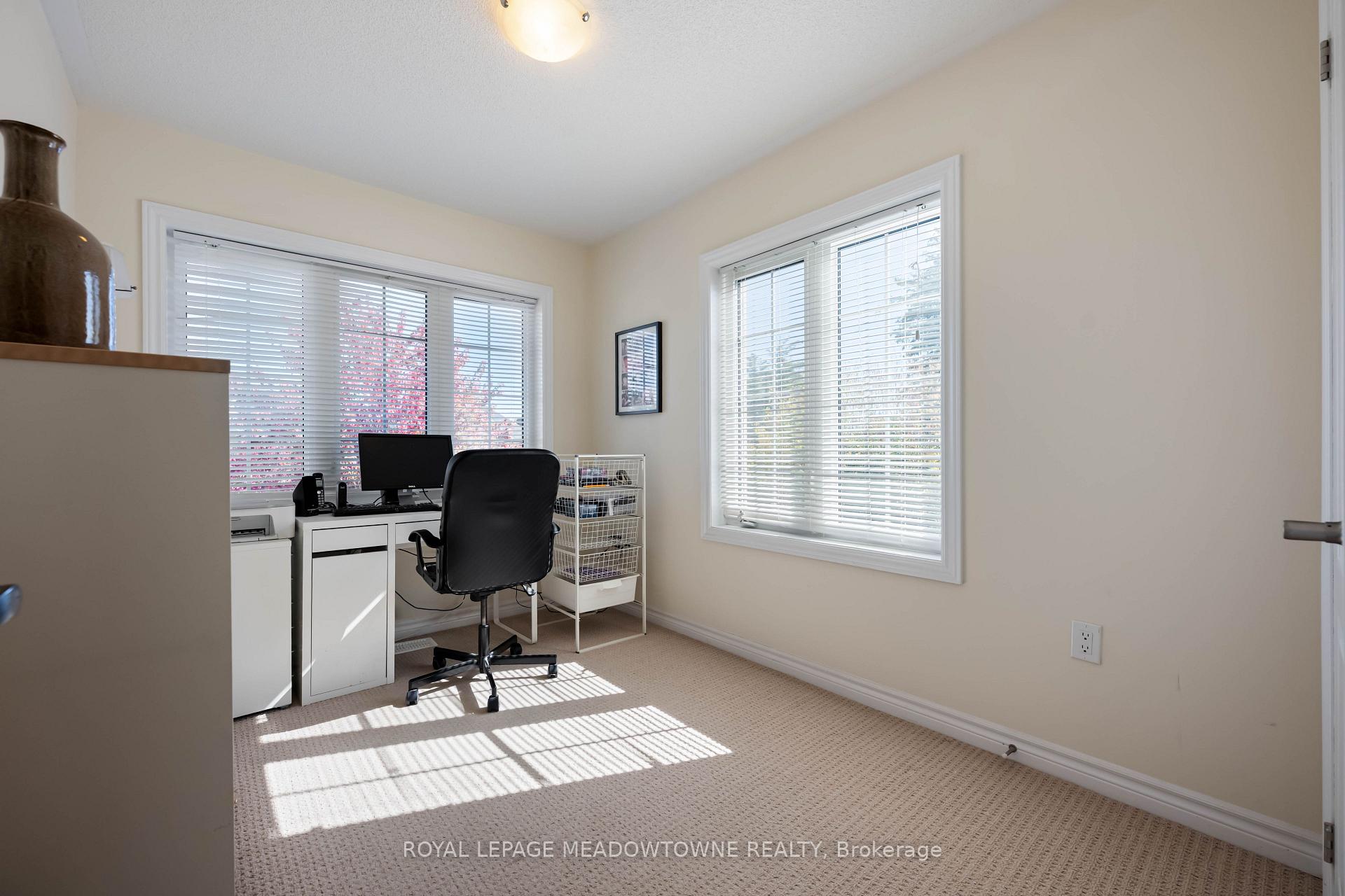 Photo 41 of 16 Ridgegate Crescent, Halton Hills, Georgetown — HOMEH