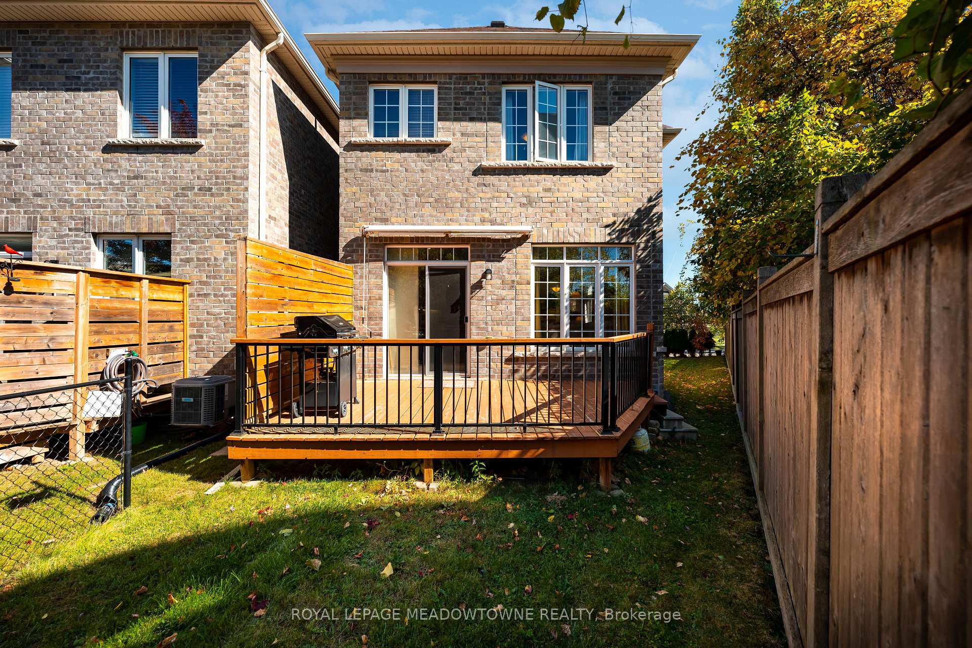 Photo 45 of 16 Ridgegate Crescent, Halton Hills, Georgetown — HOMEH