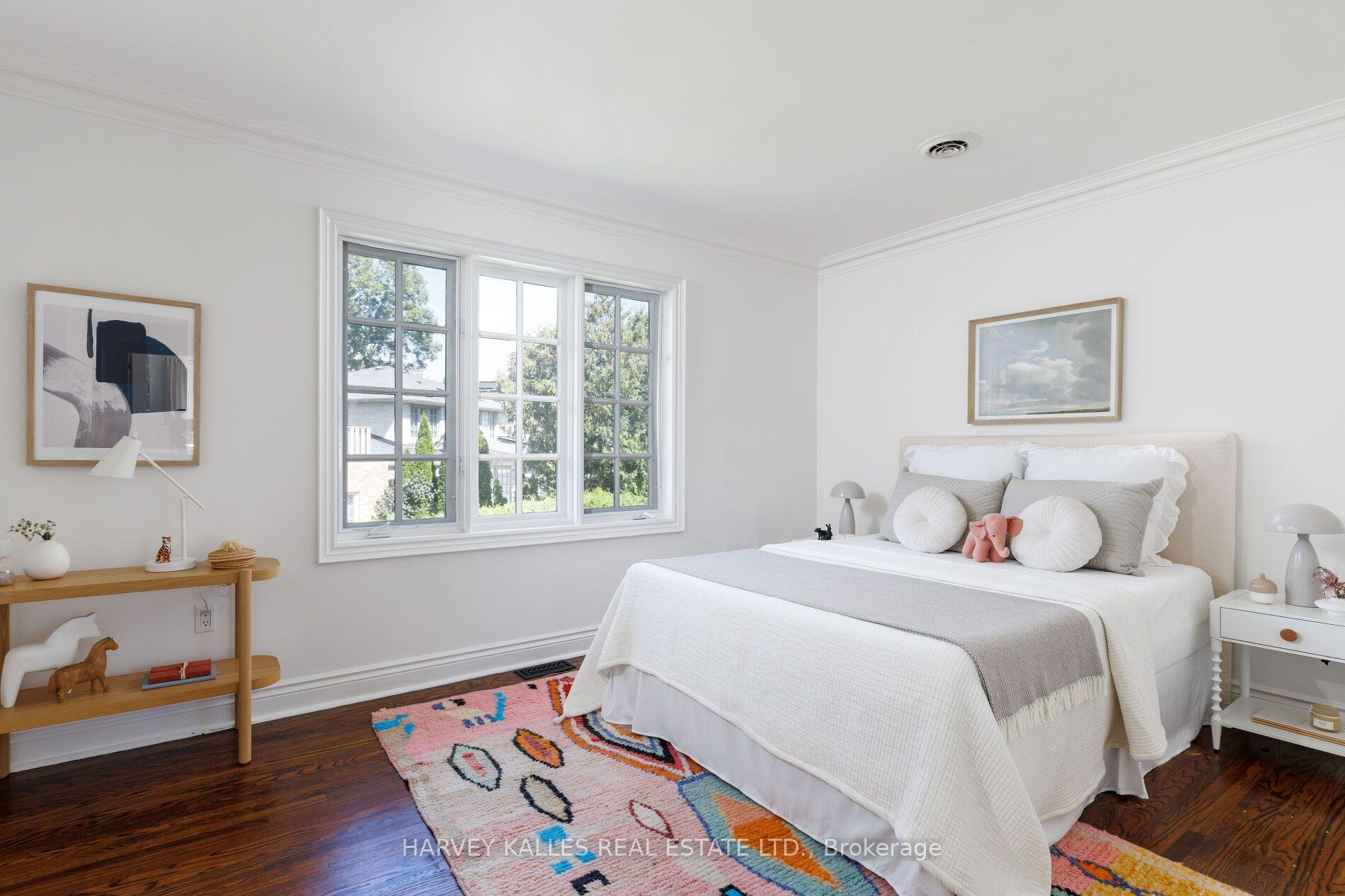 Photo 34 of 15 Moorehill Drive, Toronto, Leaside — HOMEH