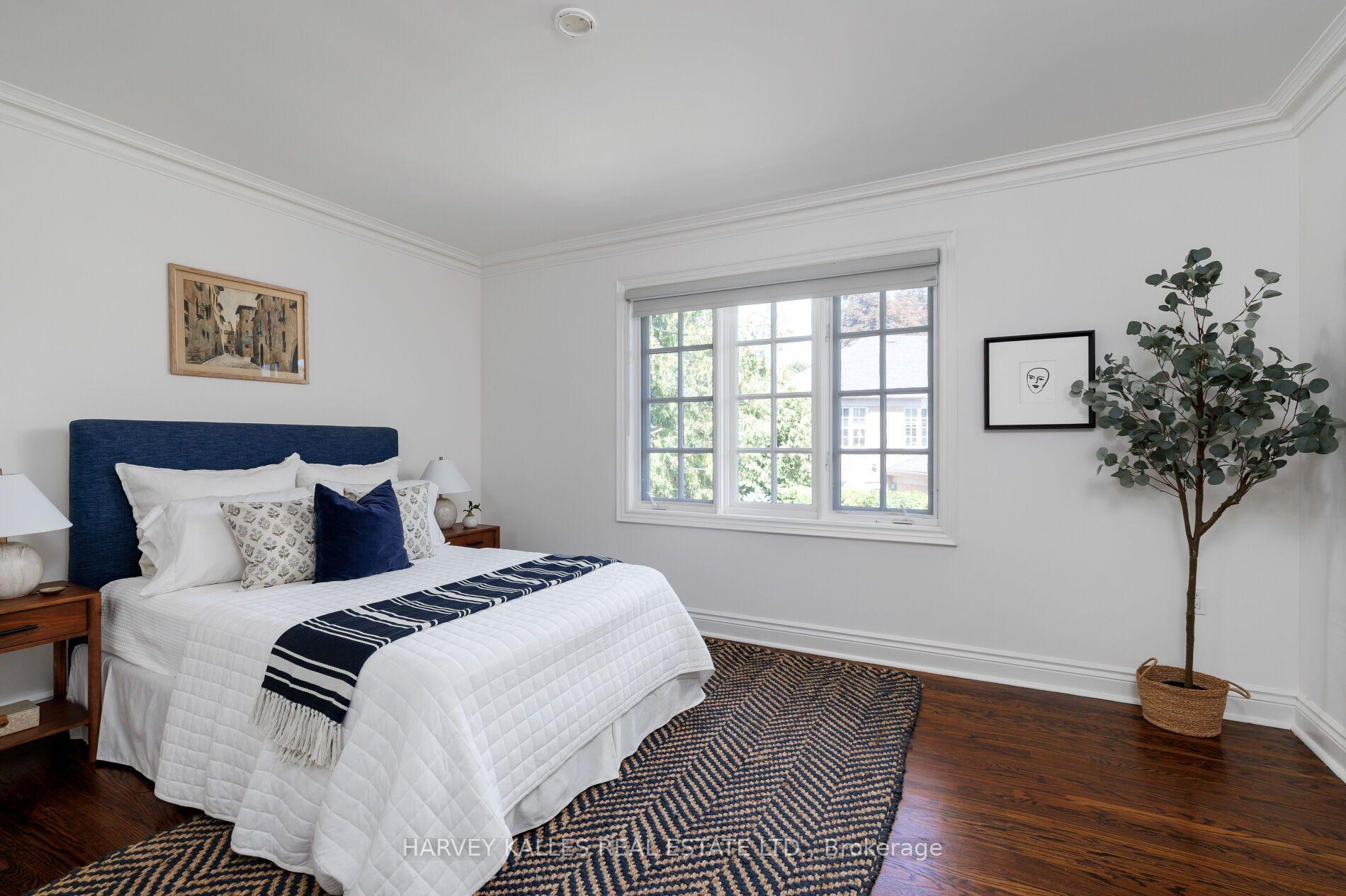 Photo 35 of 15 Moorehill Drive, Toronto, Leaside — HOMEH