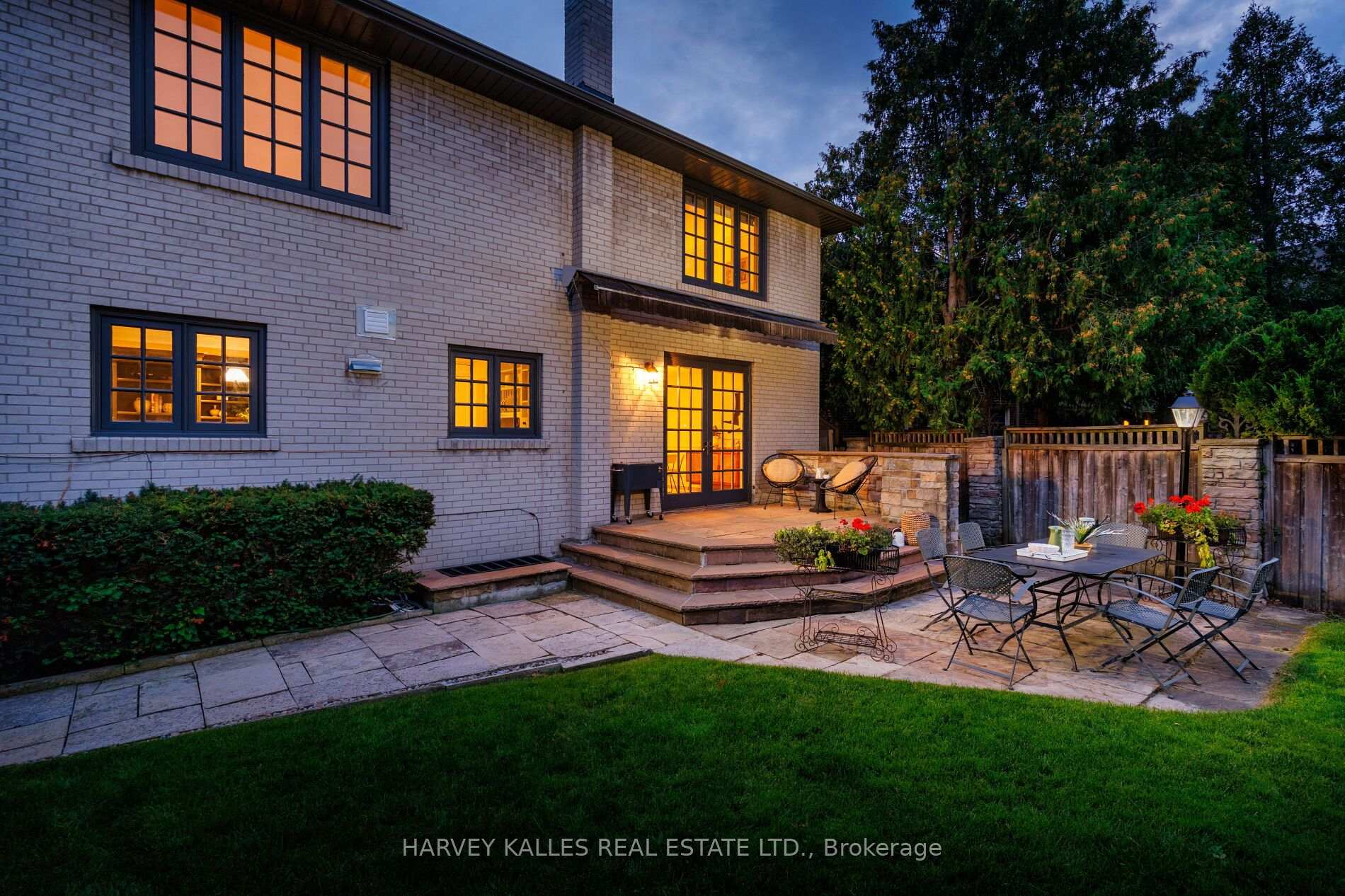 Photo 44 of 15 Moorehill Drive, Toronto, Leaside — HOMEH