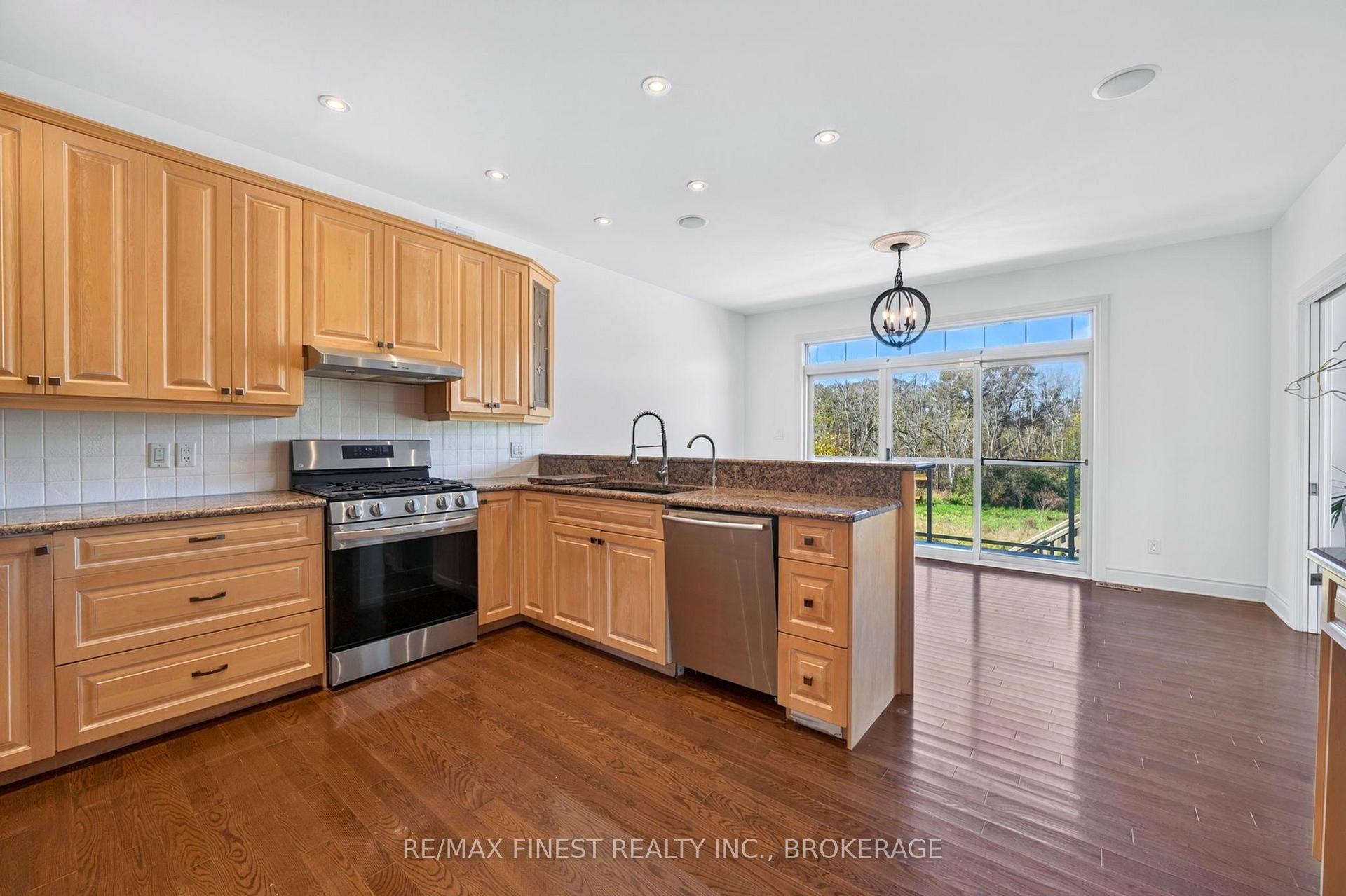 Photo 16 of 710 Kananaskis Drive, Kingston, City Northwest — HOMEH
