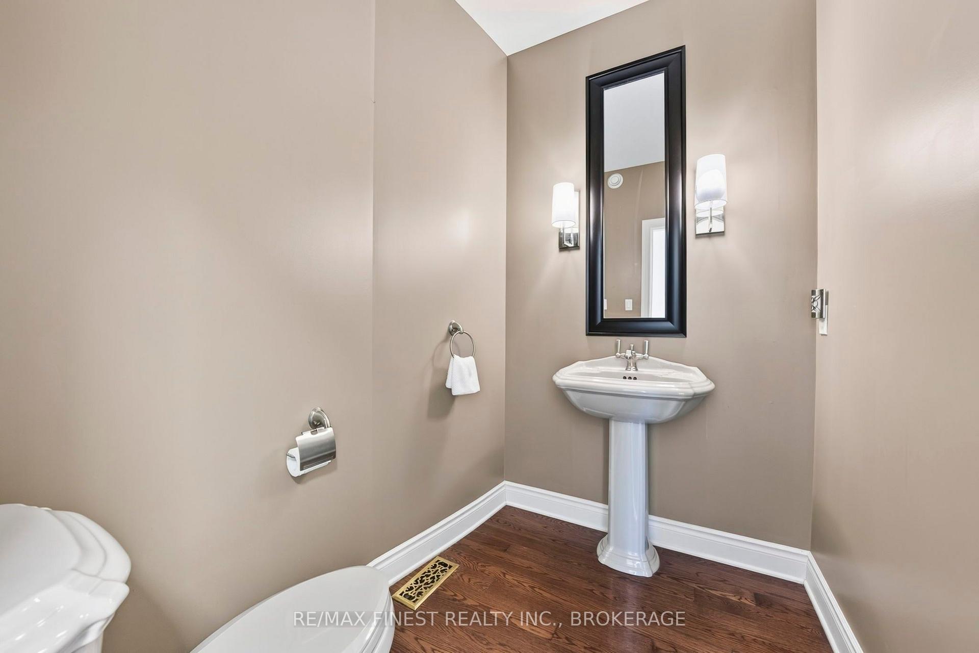Photo 18 of 710 Kananaskis Drive, Kingston, City Northwest — HOMEH