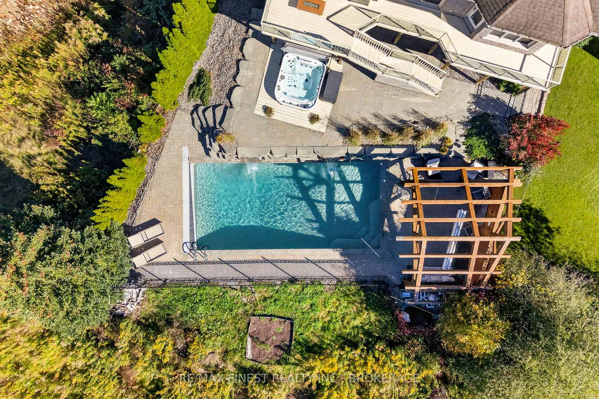 Photo 51 of 710 Kananaskis Drive, Kingston, City Northwest — HOMEH
