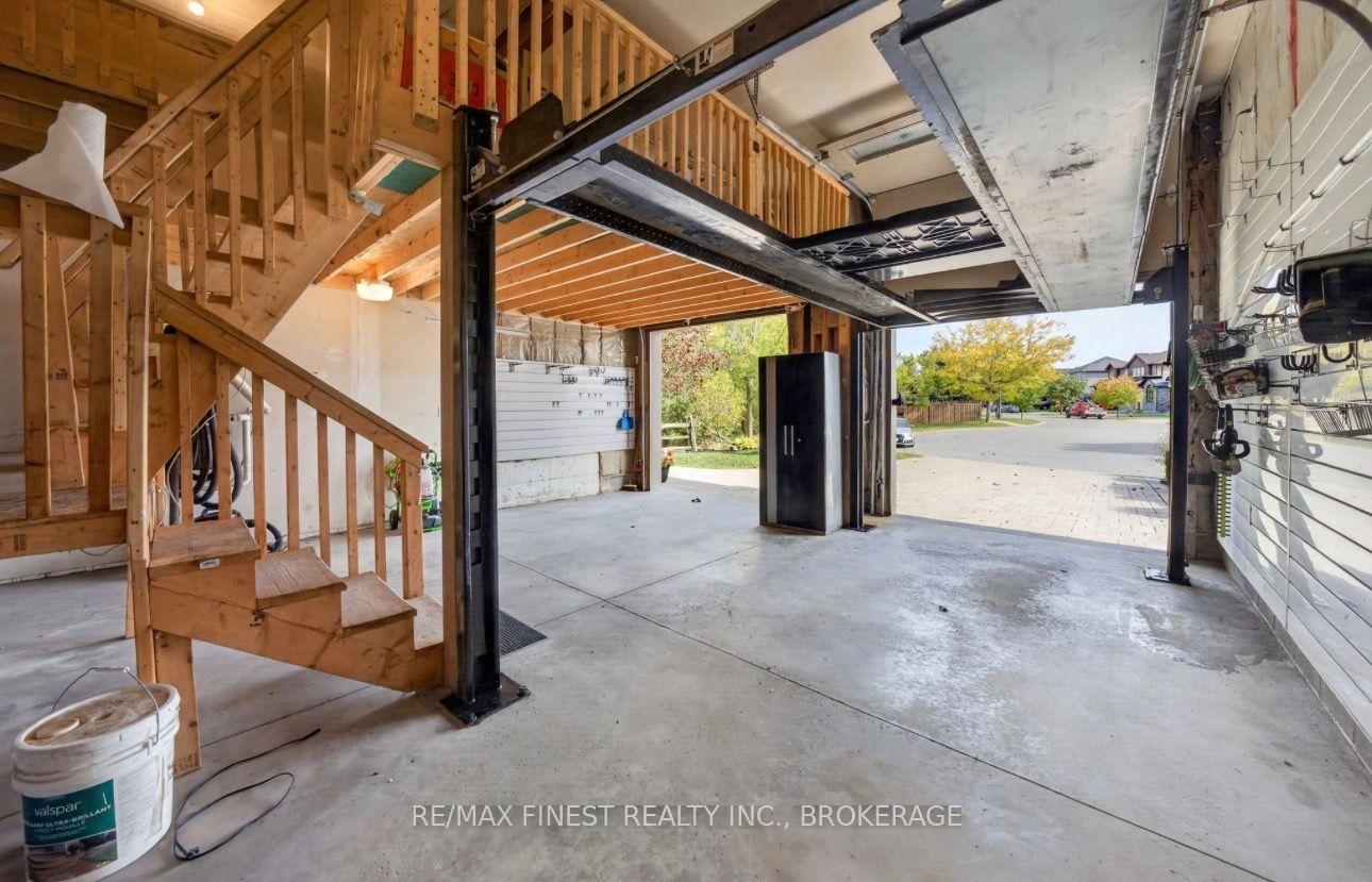 Photo 23 of 710 Kananaskis Drive, Kingston, City Northwest — HOMEH