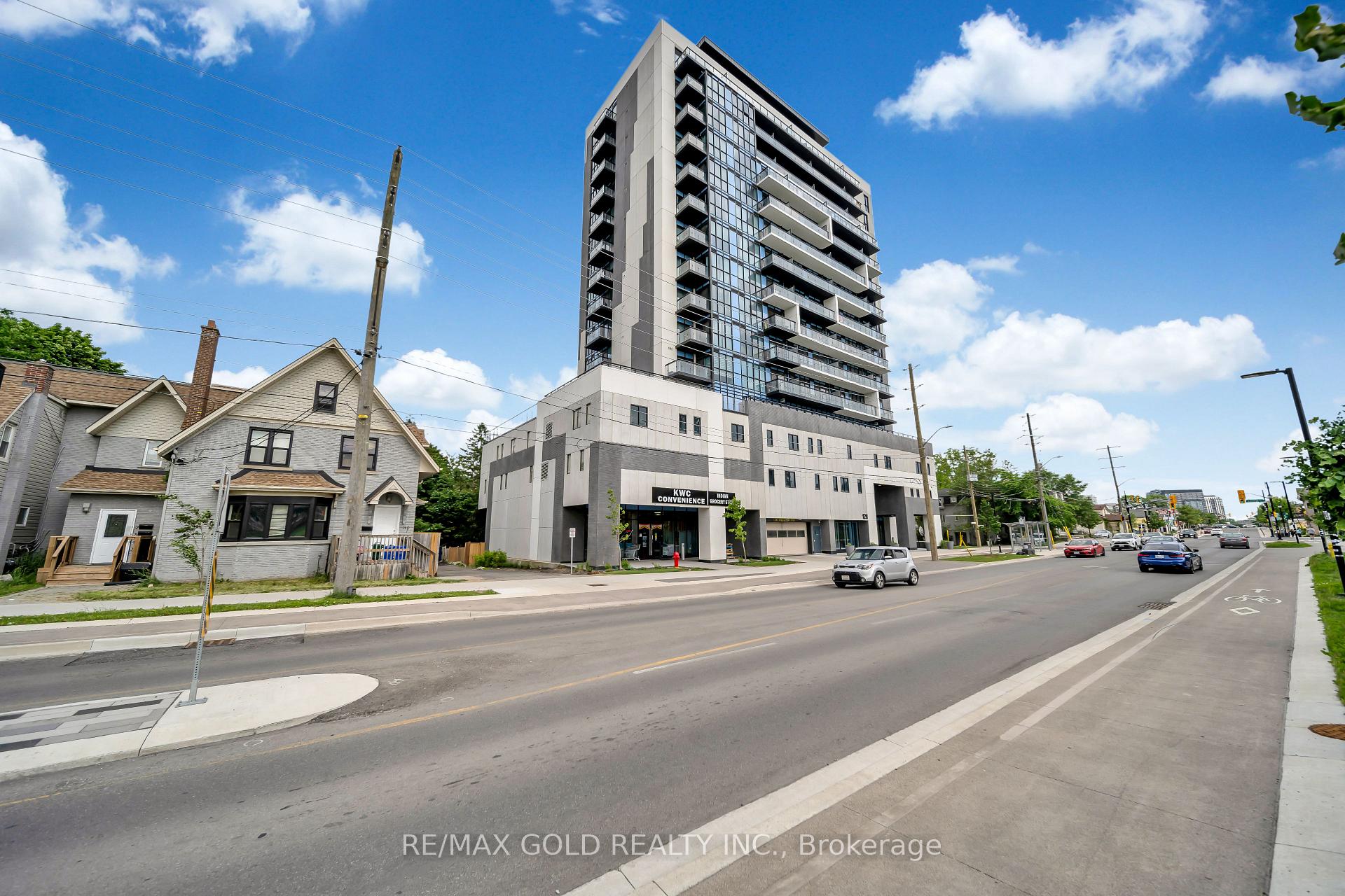 Photo 6 of Unit 803, 128 King Street N, Waterloo, Downtown Waterloo — HOMEH