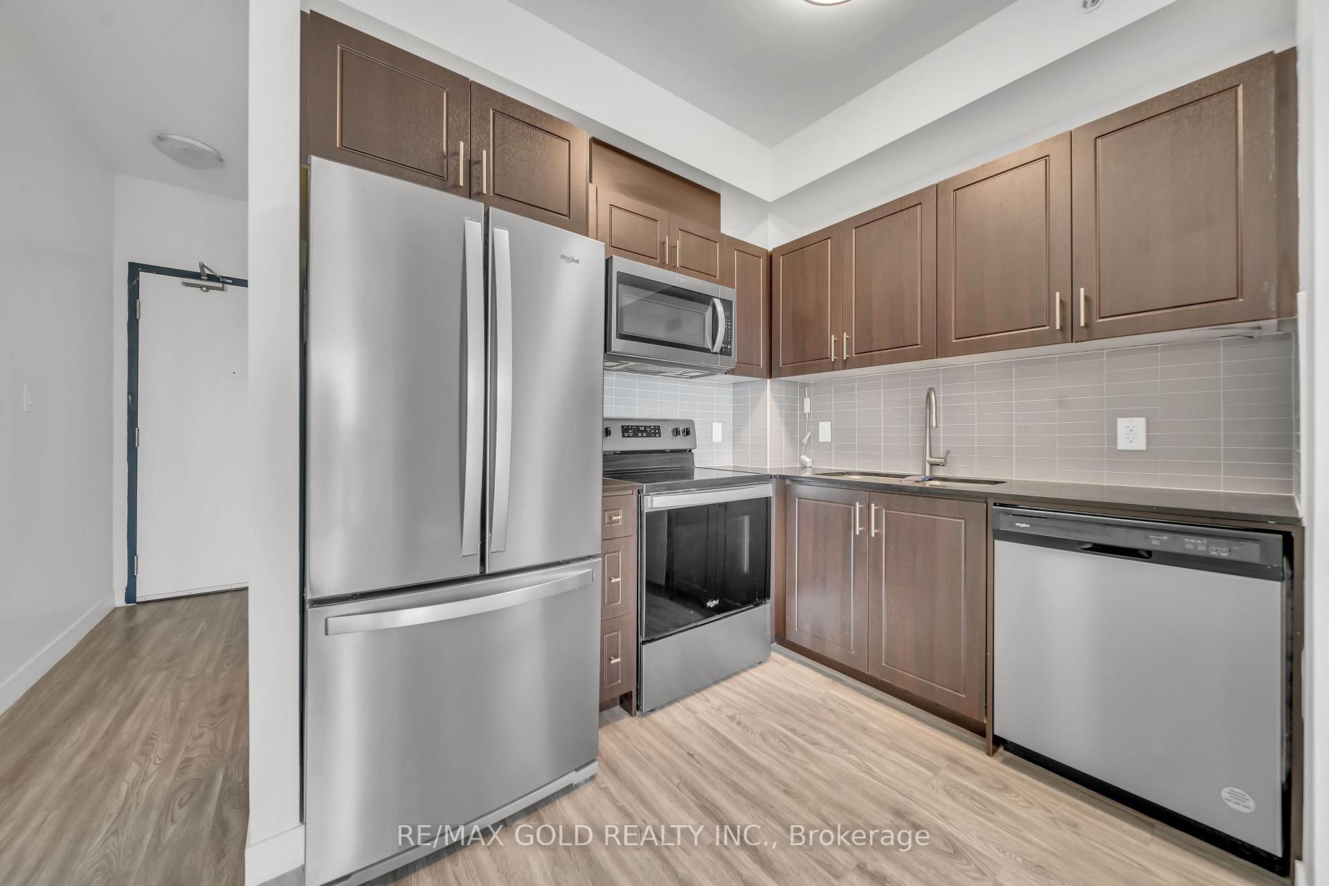 Photo 24 of Unit 803, 128 King Street N, Waterloo, Downtown Waterloo — HOMEH