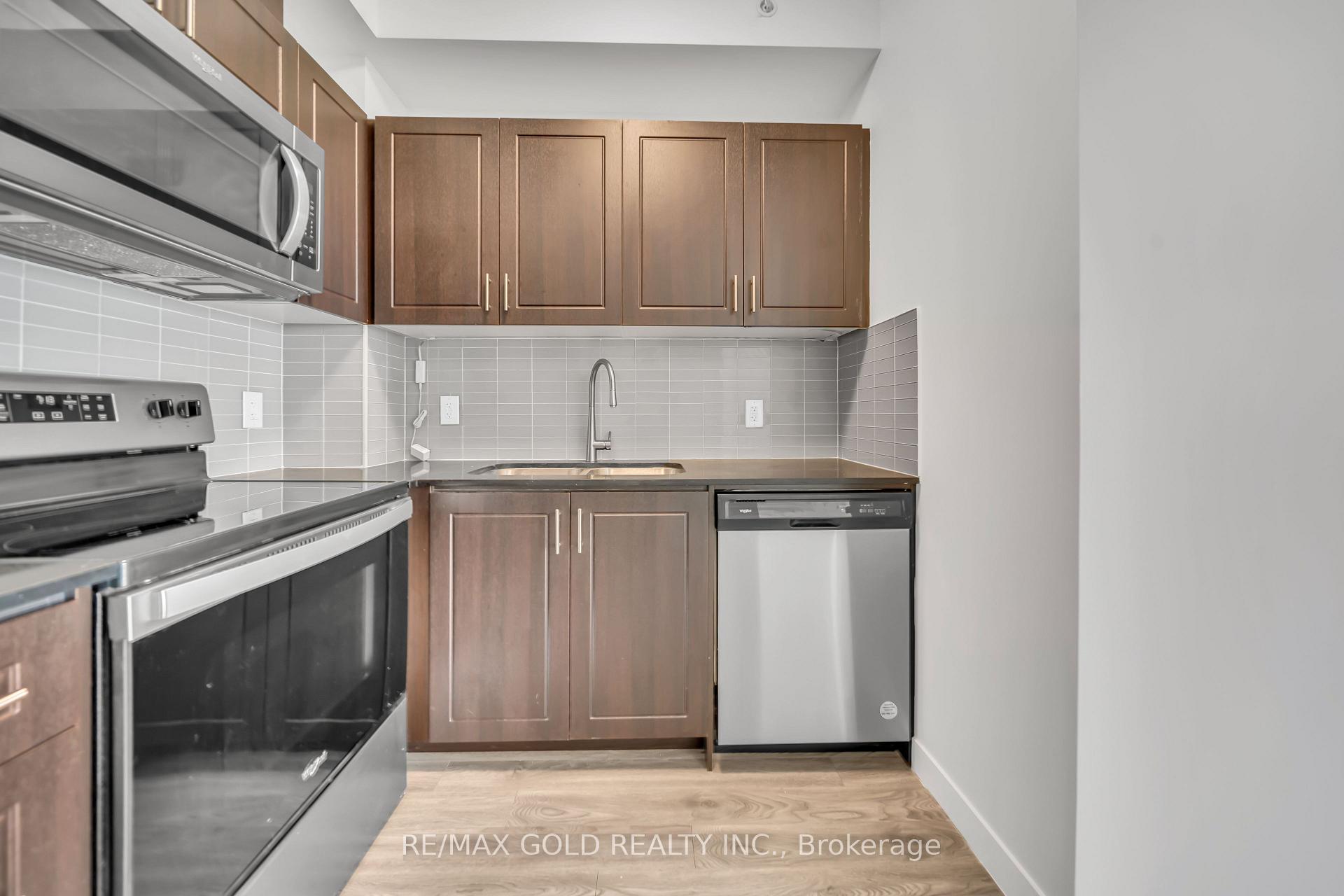 Photo 26 of Unit 803, 128 King Street N, Waterloo, Downtown Waterloo — HOMEH
