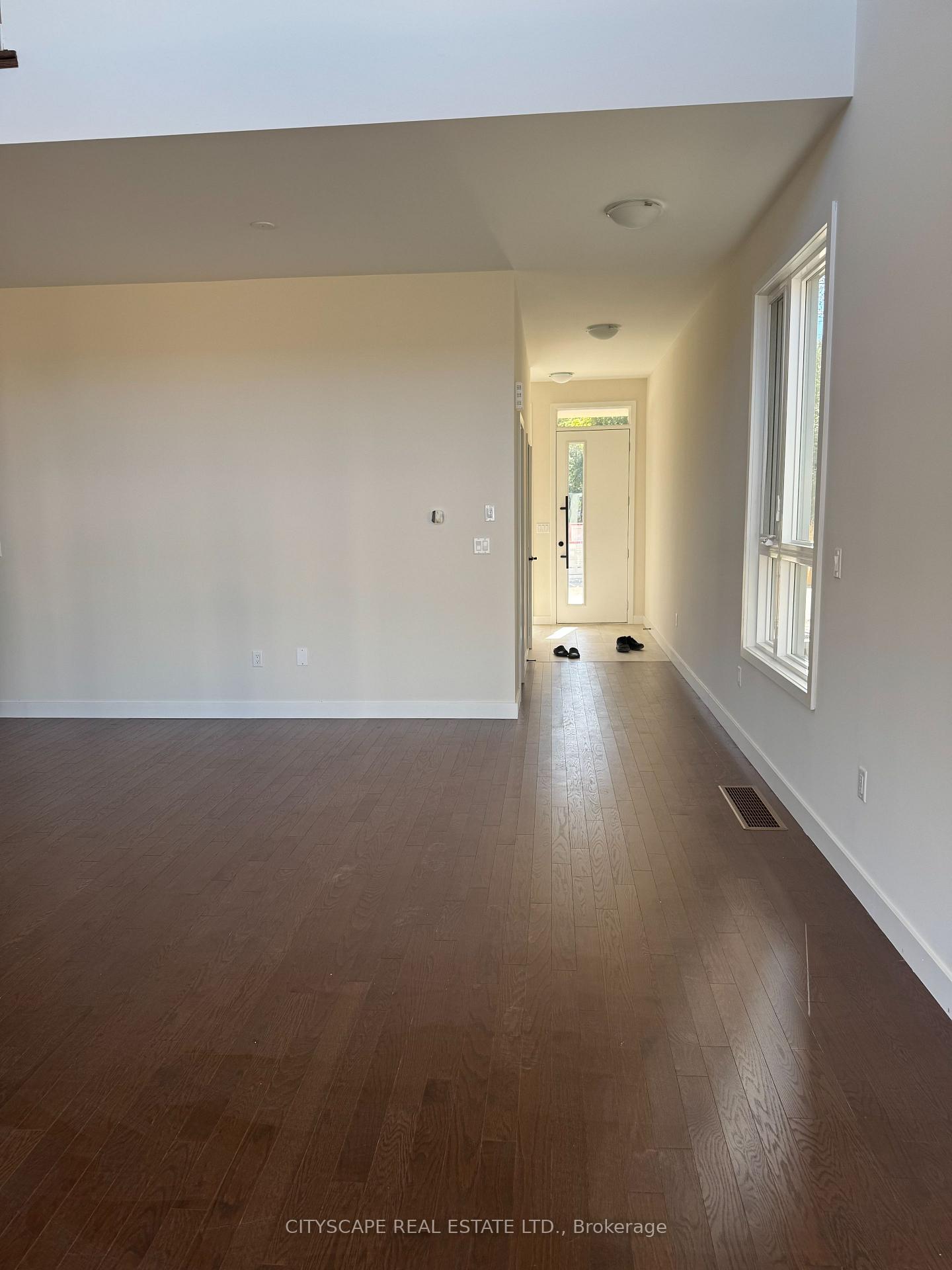 Photo 3 of 190 Stoneleigh Drive, Blue Mountains — HOMEH