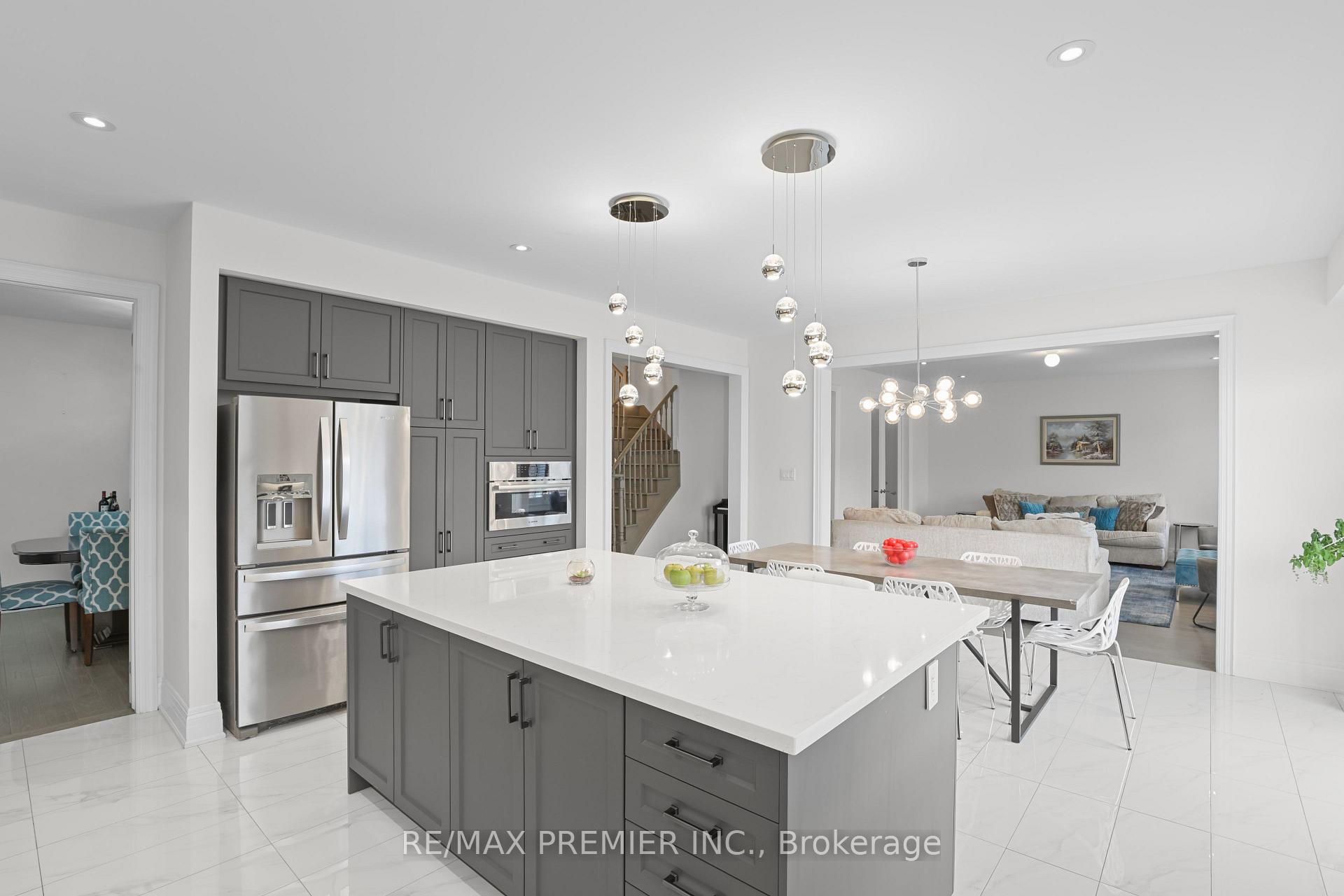Photo 10 of 28 Samuel Crescent, Springwater, Centre Vespra — HOMEH