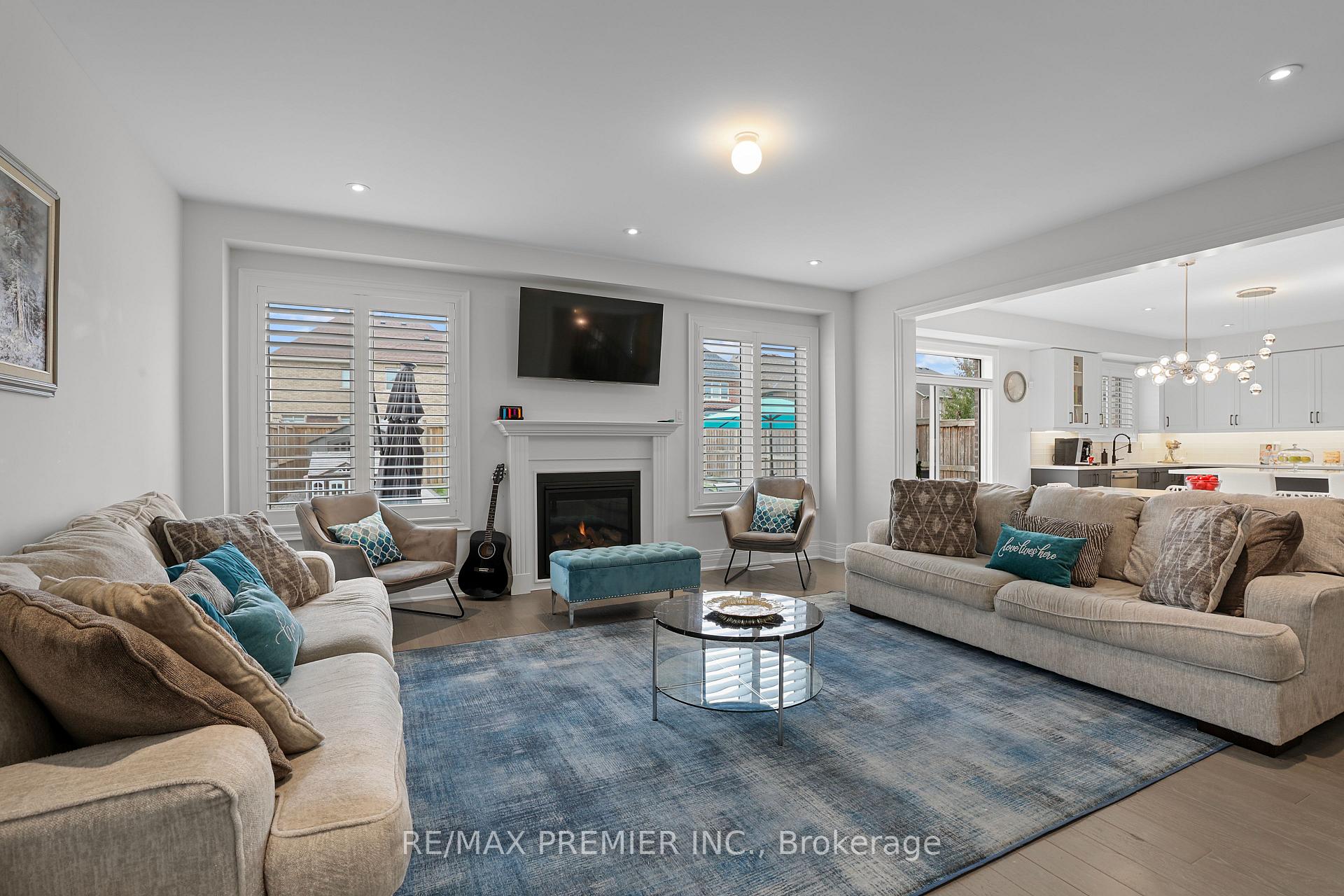 Photo 12 of 28 Samuel Crescent, Springwater, Centre Vespra — HOMEH