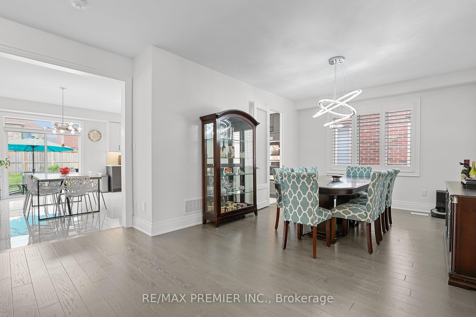 Photo 13 of 28 Samuel Crescent, Springwater, Centre Vespra — HOMEH