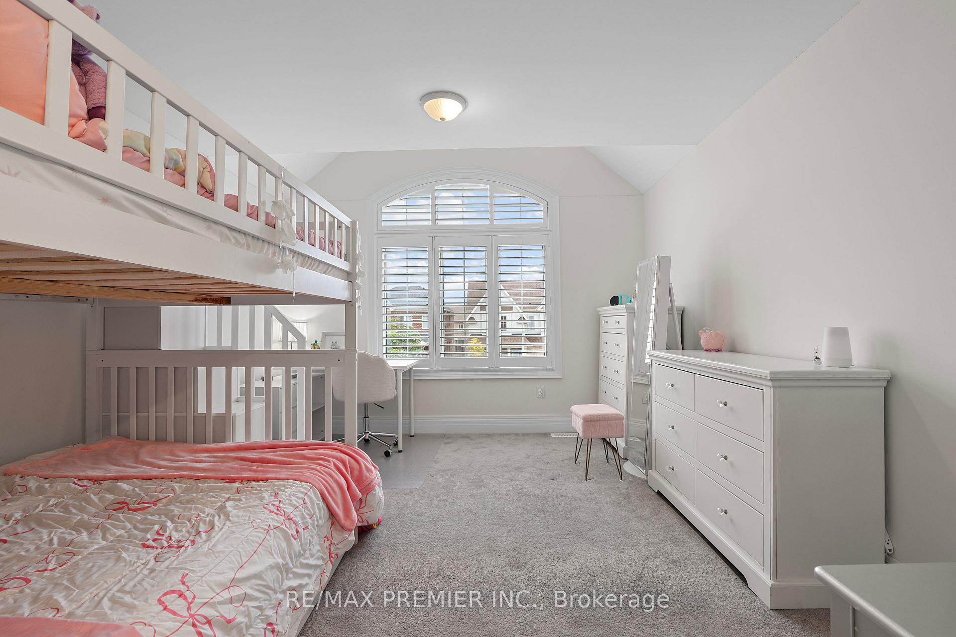 Photo 25 of 28 Samuel Crescent, Springwater, Centre Vespra — HOMEH