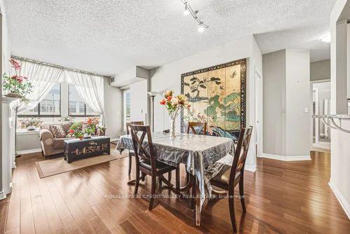 Photo 5 of Unit 202, 935 Royal York Road E, Etobicoke, Stonegate-Queensway — HOMEH