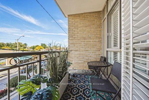 Photo 11 of Unit 202, 935 Royal York Road E, Etobicoke, Stonegate-Queensway — HOMEH