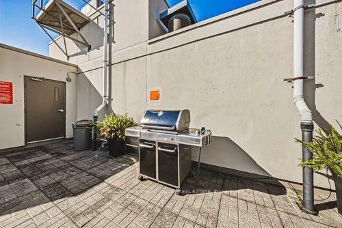 Photo 26 of Unit 202, 935 Royal York Road E, Etobicoke, Stonegate-Queensway — HOMEH