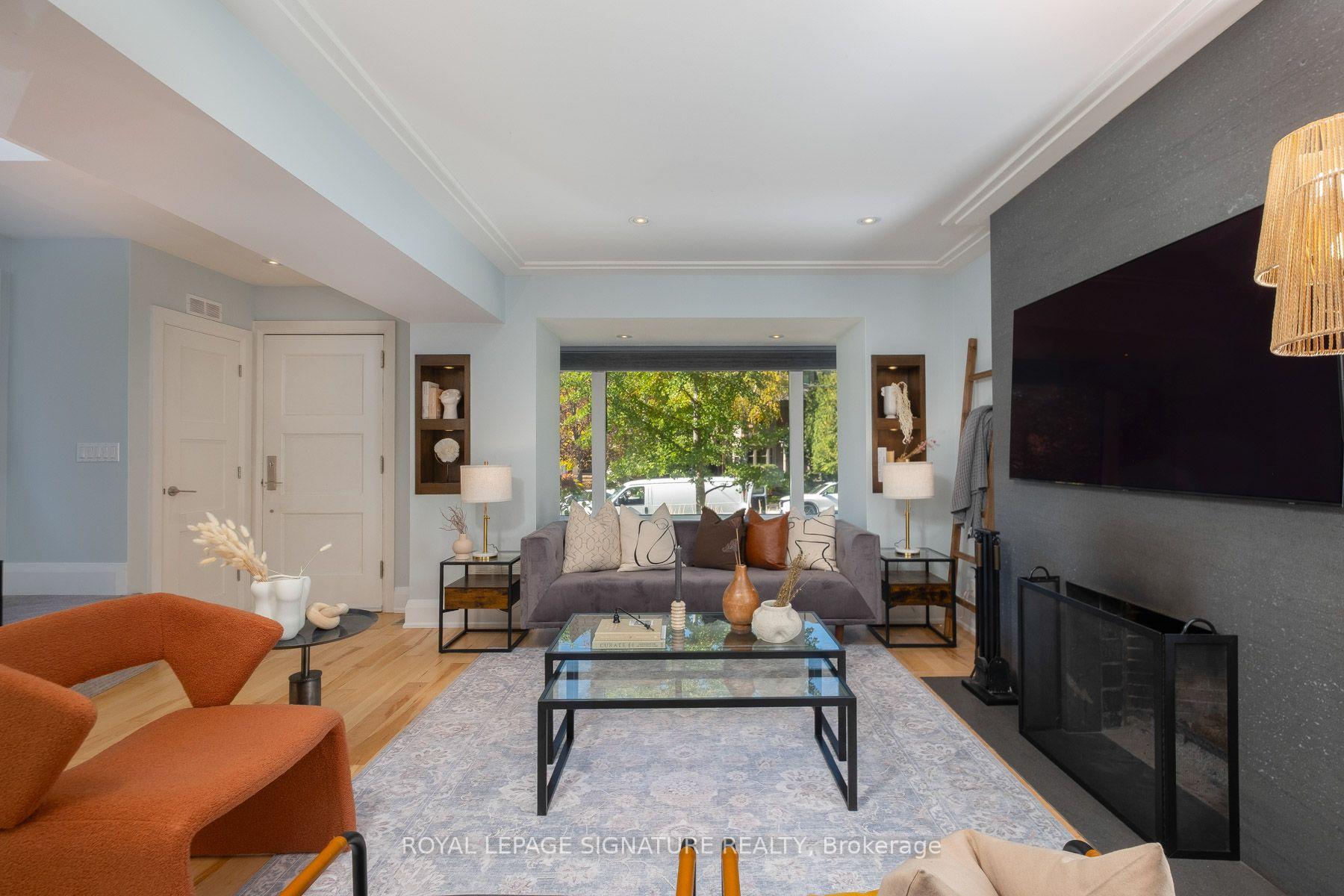 Photo 4 of 35 Bessborough Drive, Toronto, Leaside — HOMEH