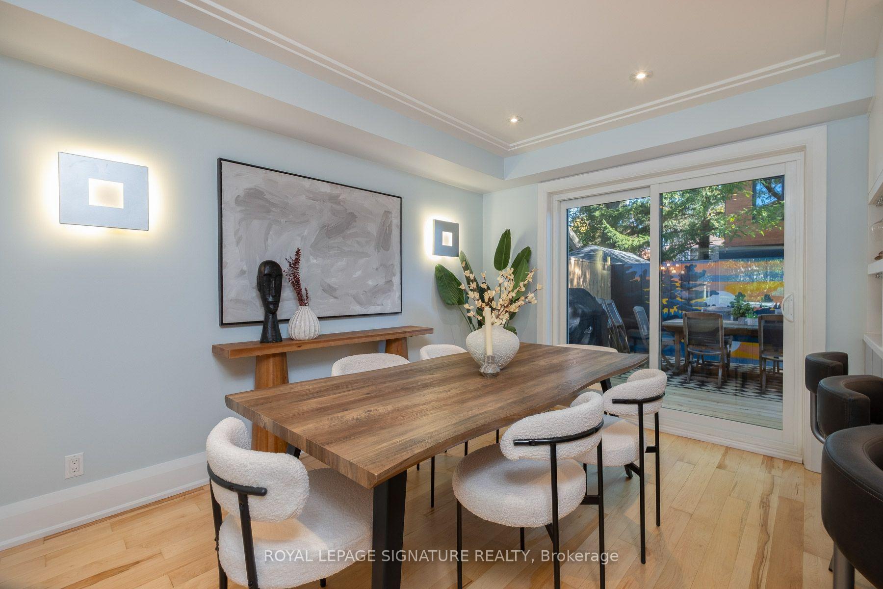 Photo 8 of 35 Bessborough Drive, Toronto, Leaside — HOMEH