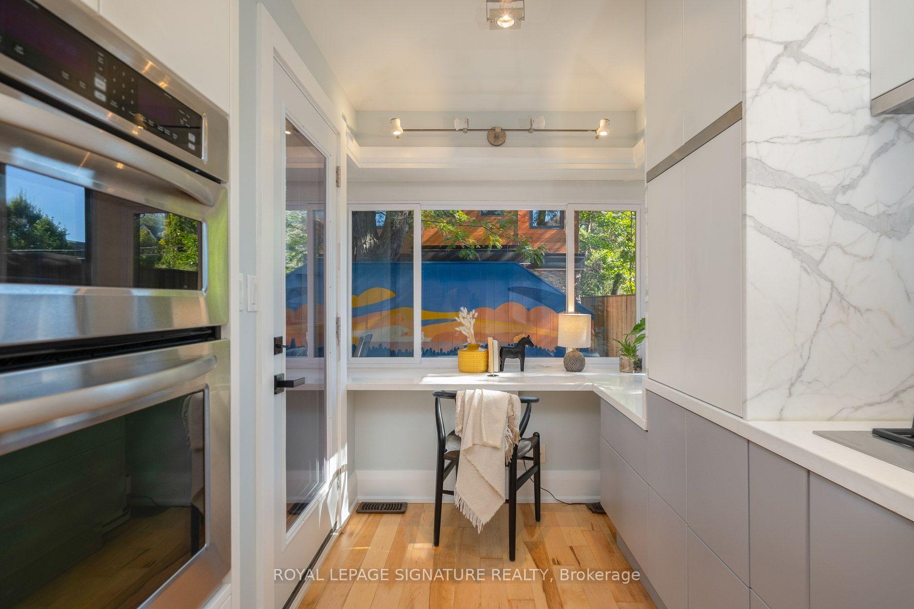 Photo 14 of 35 Bessborough Drive, Toronto, Leaside — HOMEH