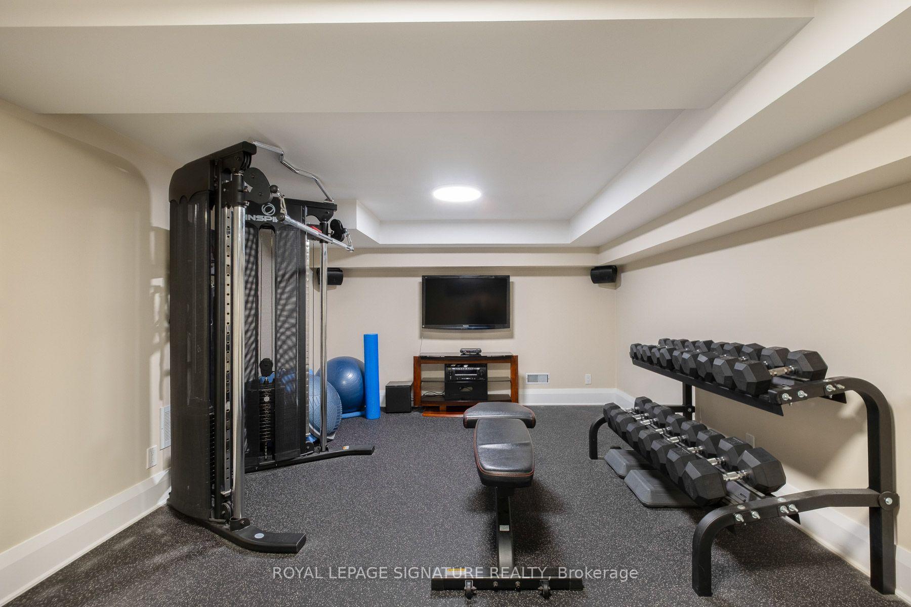 Photo 24 of 35 Bessborough Drive, Toronto, Leaside — HOMEH
