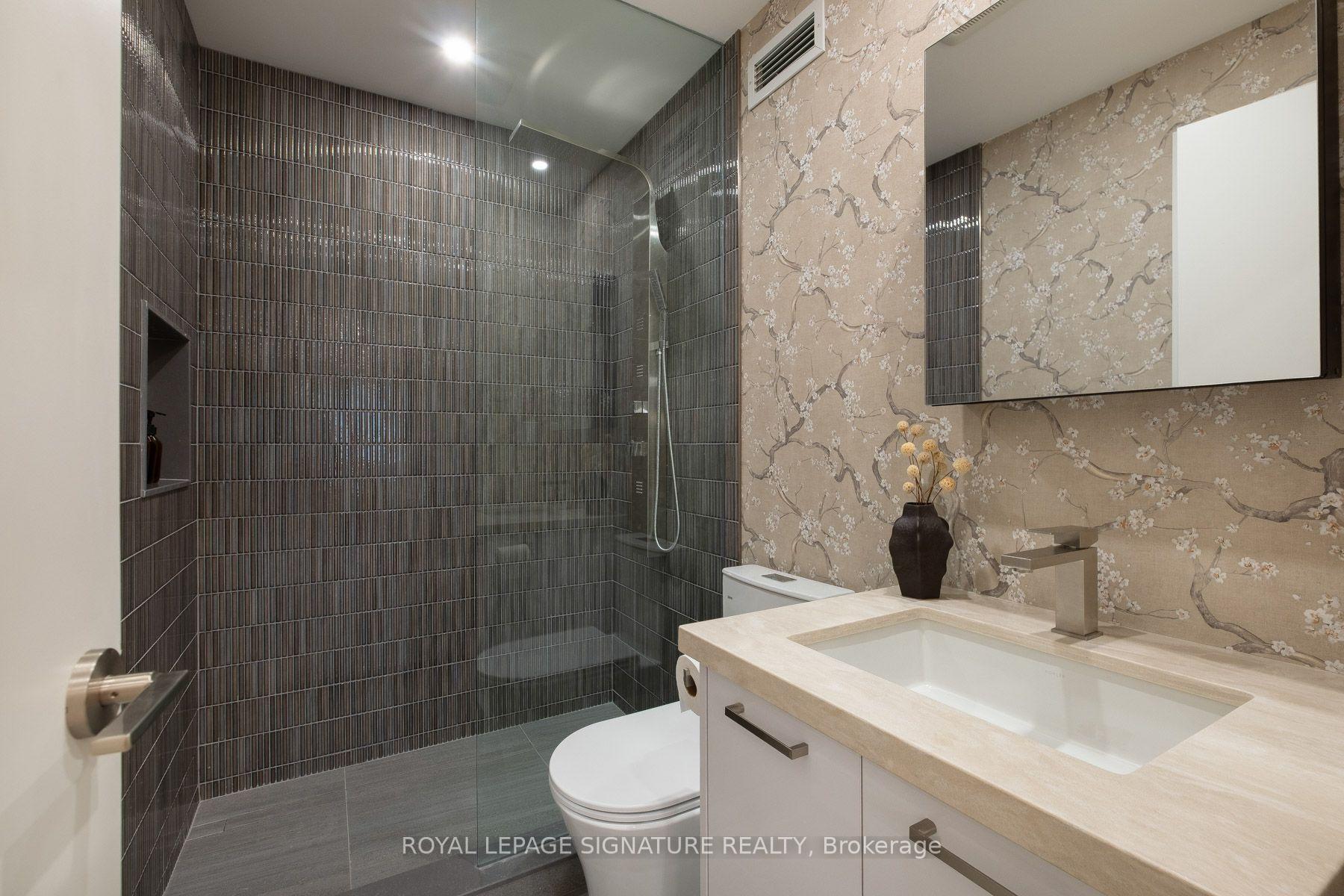 Photo 40 of 35 Bessborough Drive, Toronto, Leaside — HOMEH