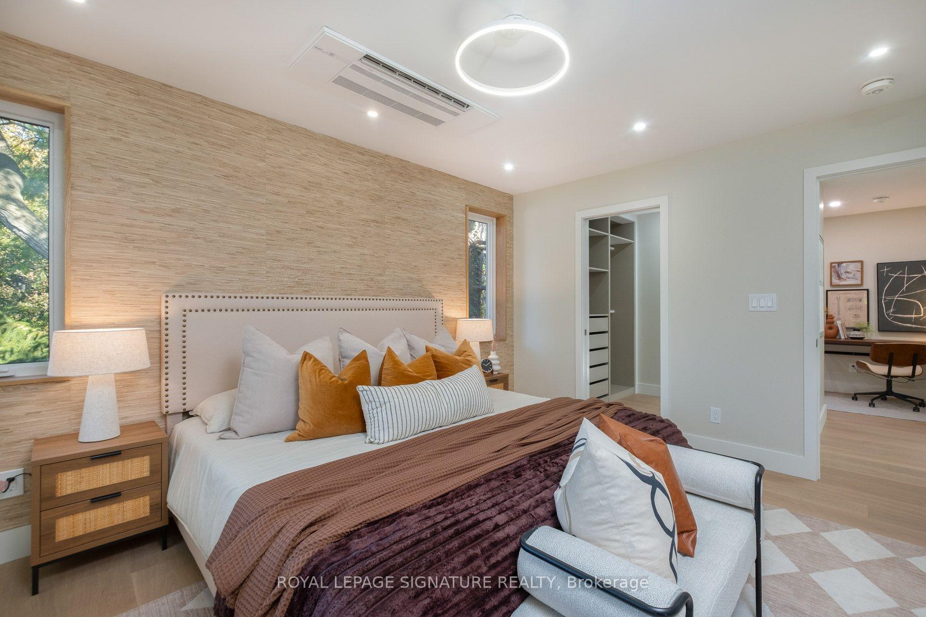 Photo 43 of 35 Bessborough Drive, Toronto, Leaside — HOMEH