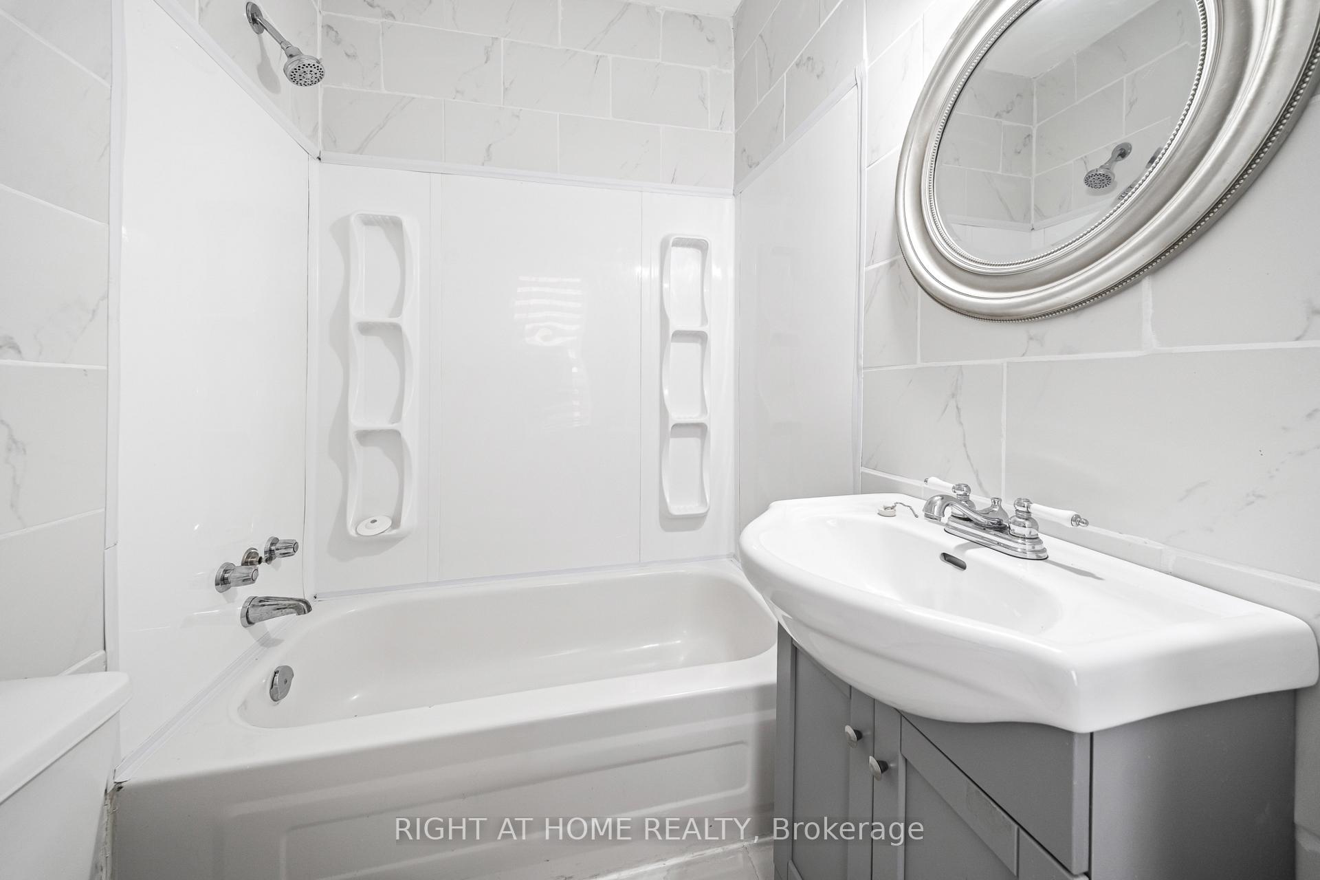 Photo 13 of 138 Osler Street, Toronto, Weston-Pellam Park — HOMEH