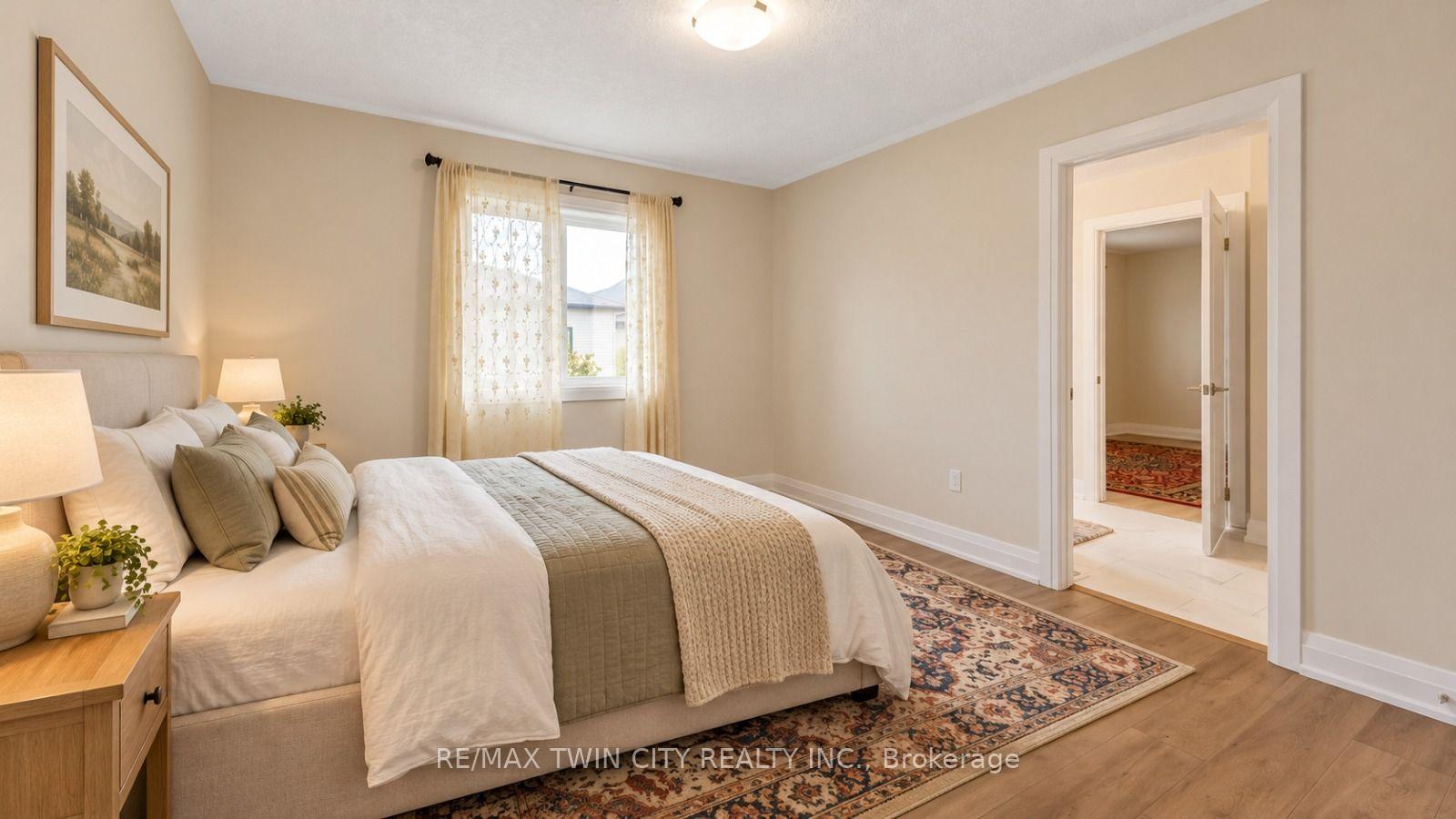 Photo 25 of 31 Jacob Detweiller Drive, Kitchener — HOMEH
