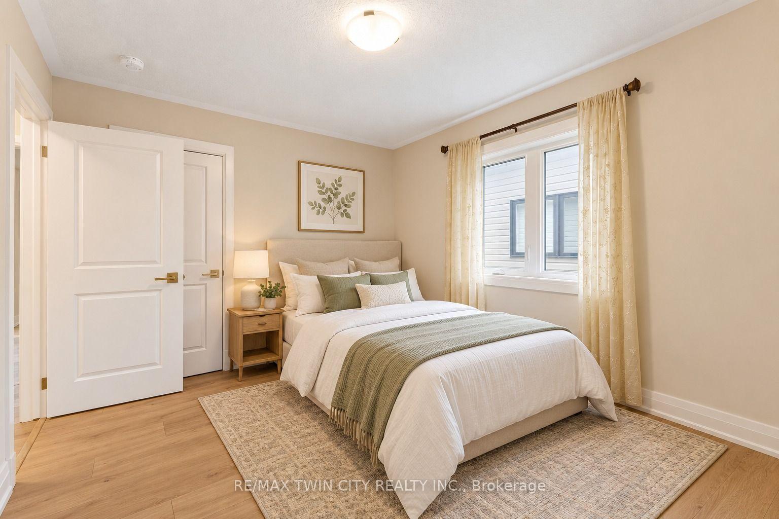 Photo 29 of 31 Jacob Detweiller Drive, Kitchener — HOMEH
