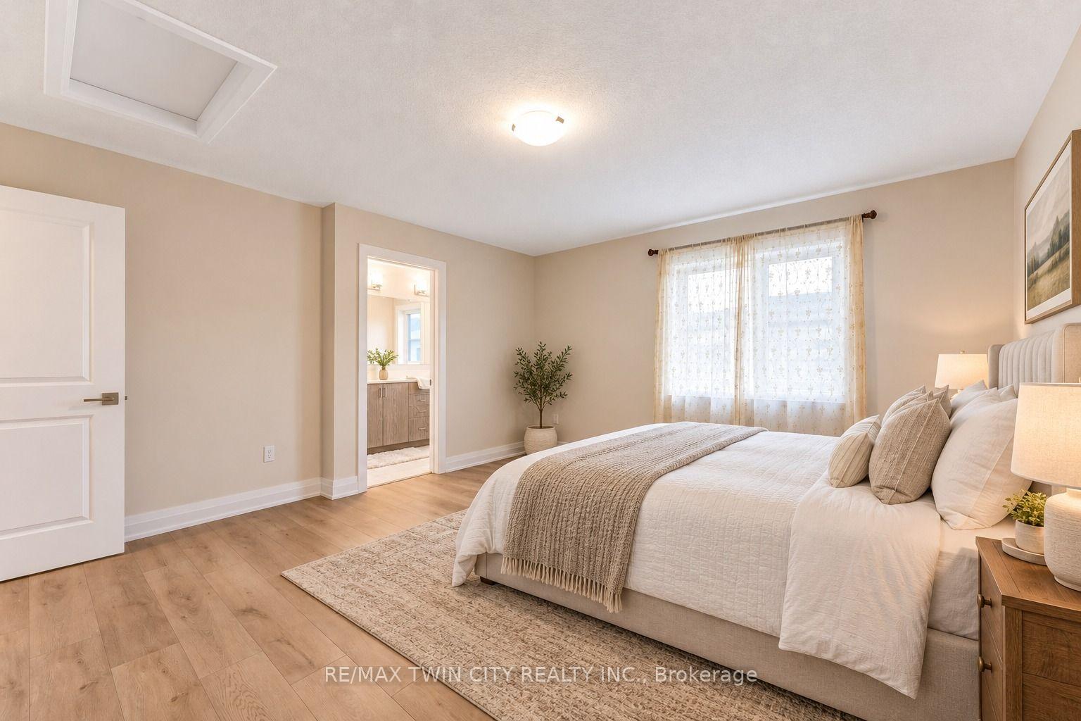 Photo 32 of 31 Jacob Detweiller Drive, Kitchener — HOMEH