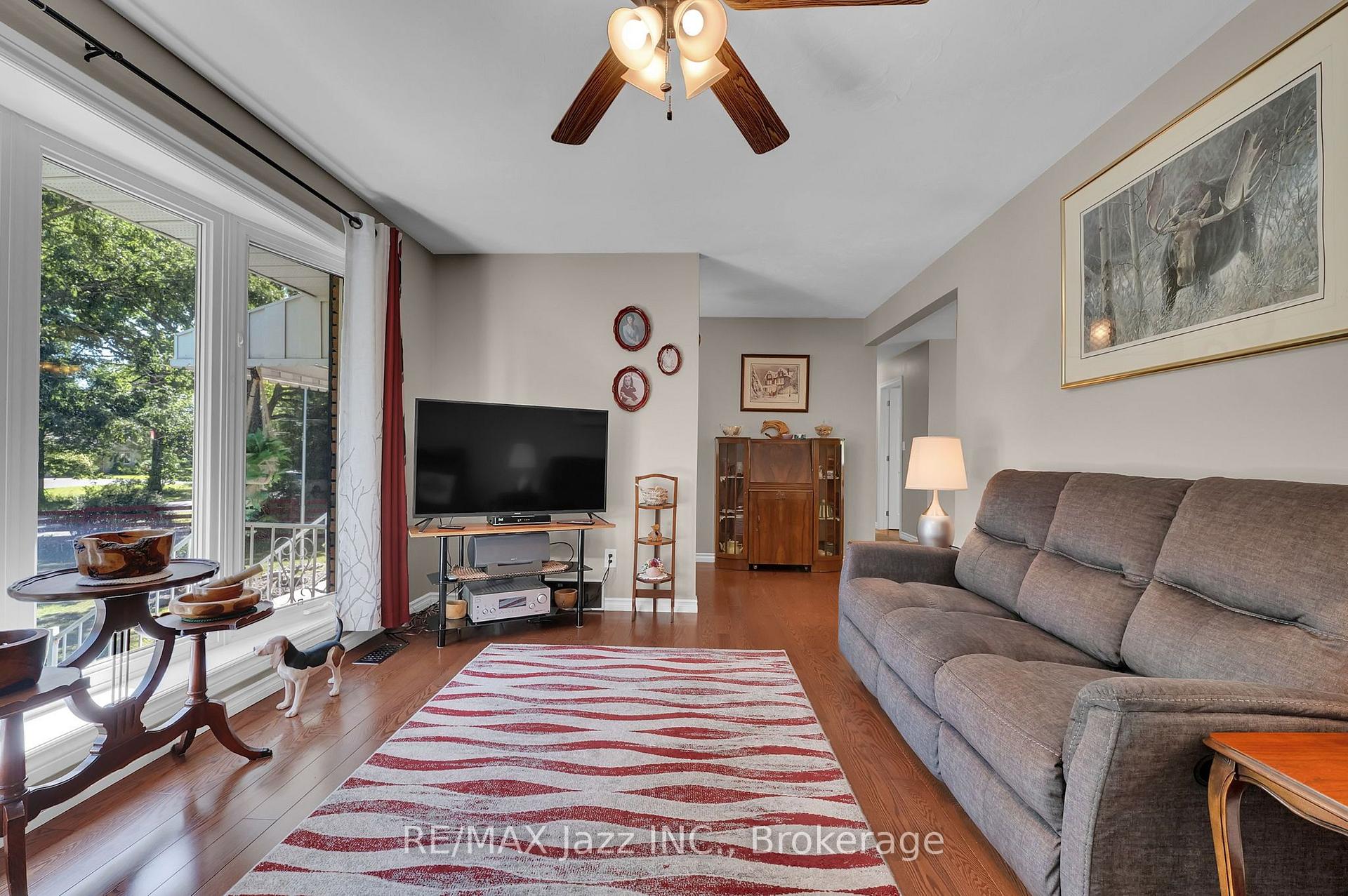 Photo 9 of 480 Murray Street, Quinte West, Murray Ward — HOMEH