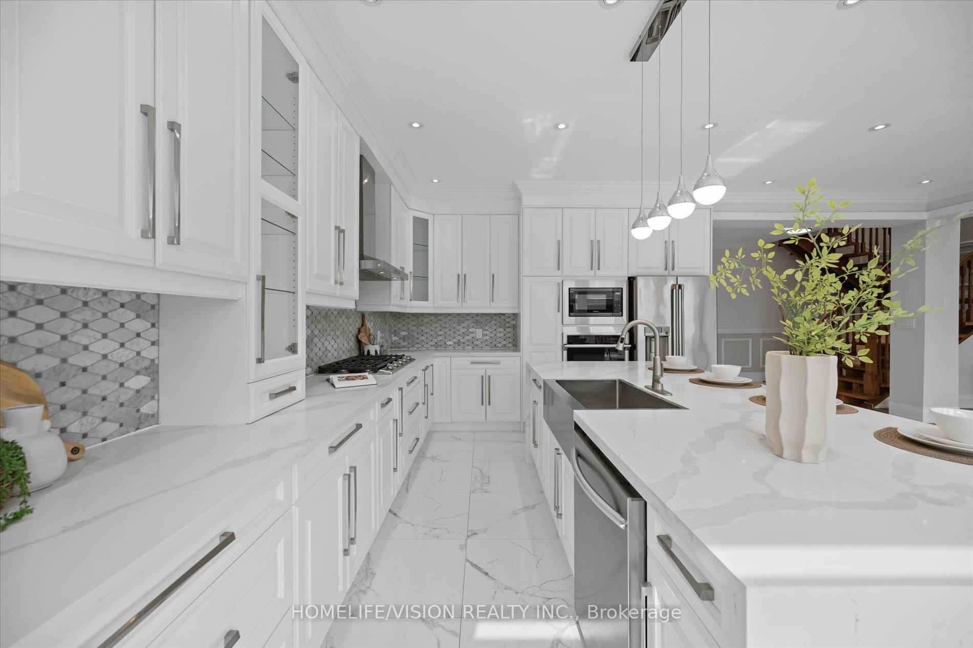 Photo 14 of 24 Cedar Brae Boulevard, Scarborough, Eglinton East — HOMEH