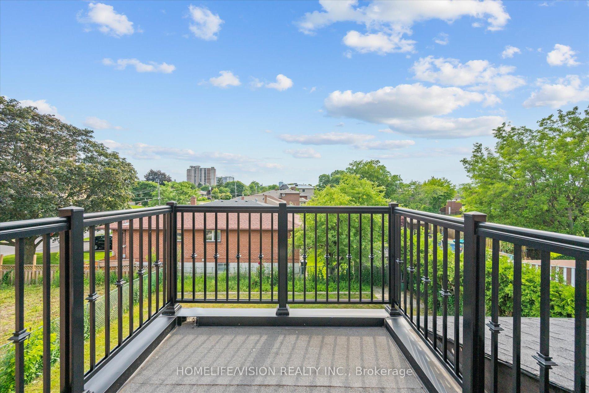 Photo 27 of 24 Cedar Brae Boulevard, Scarborough, Eglinton East — HOMEH