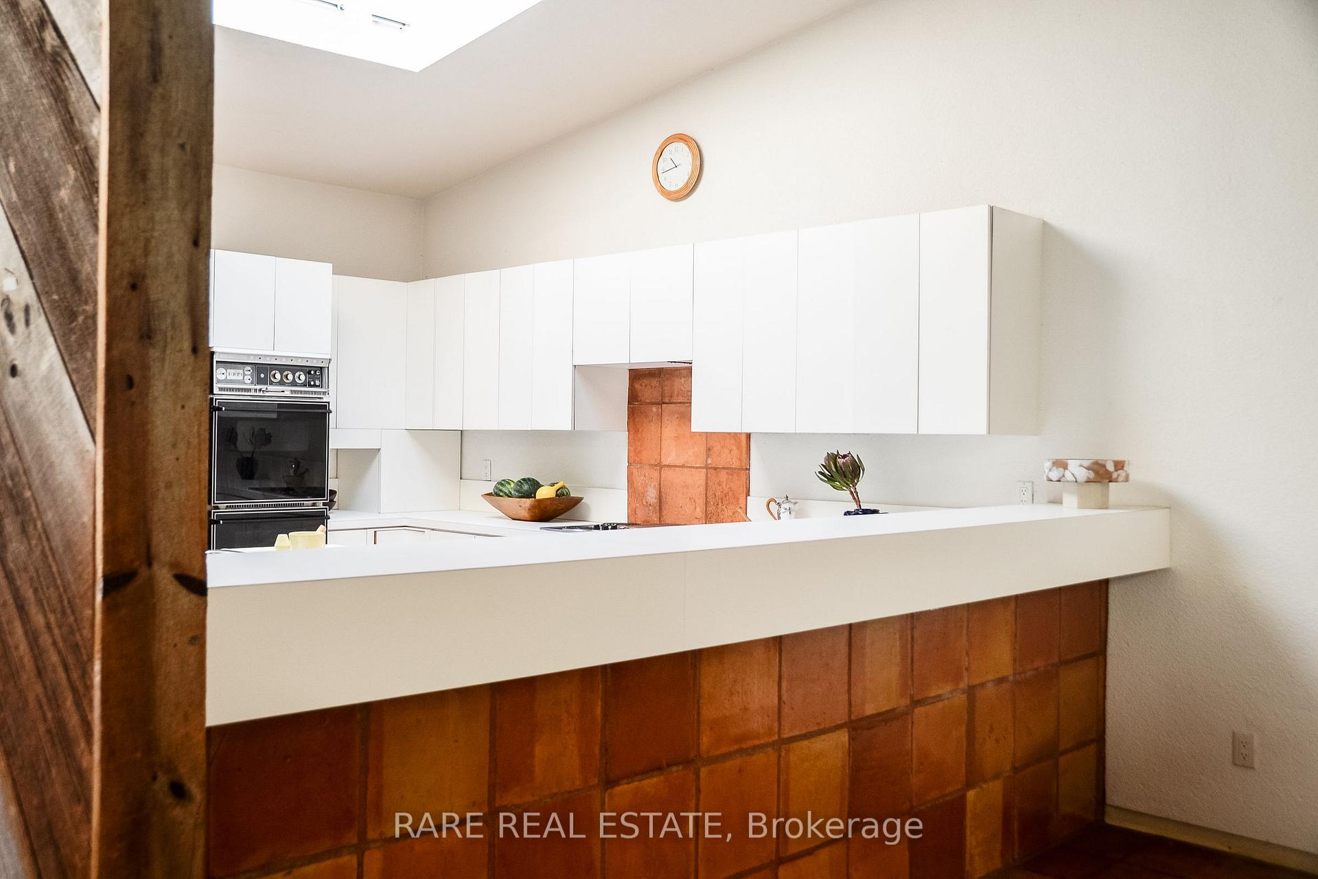 Photo 11 of 10 Wetherfield Place, North York, Banbury-Don Mills — HOMEH