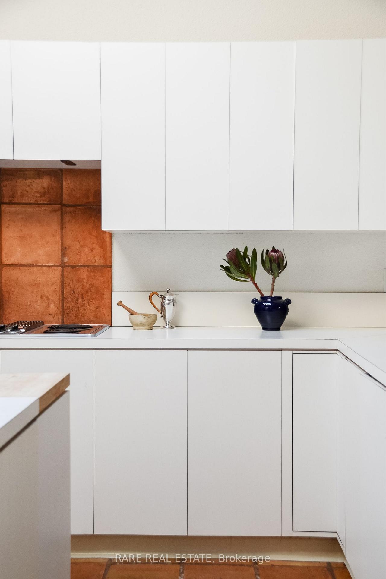 Photo 15 of 10 Wetherfield Place, North York, Banbury-Don Mills — HOMEH