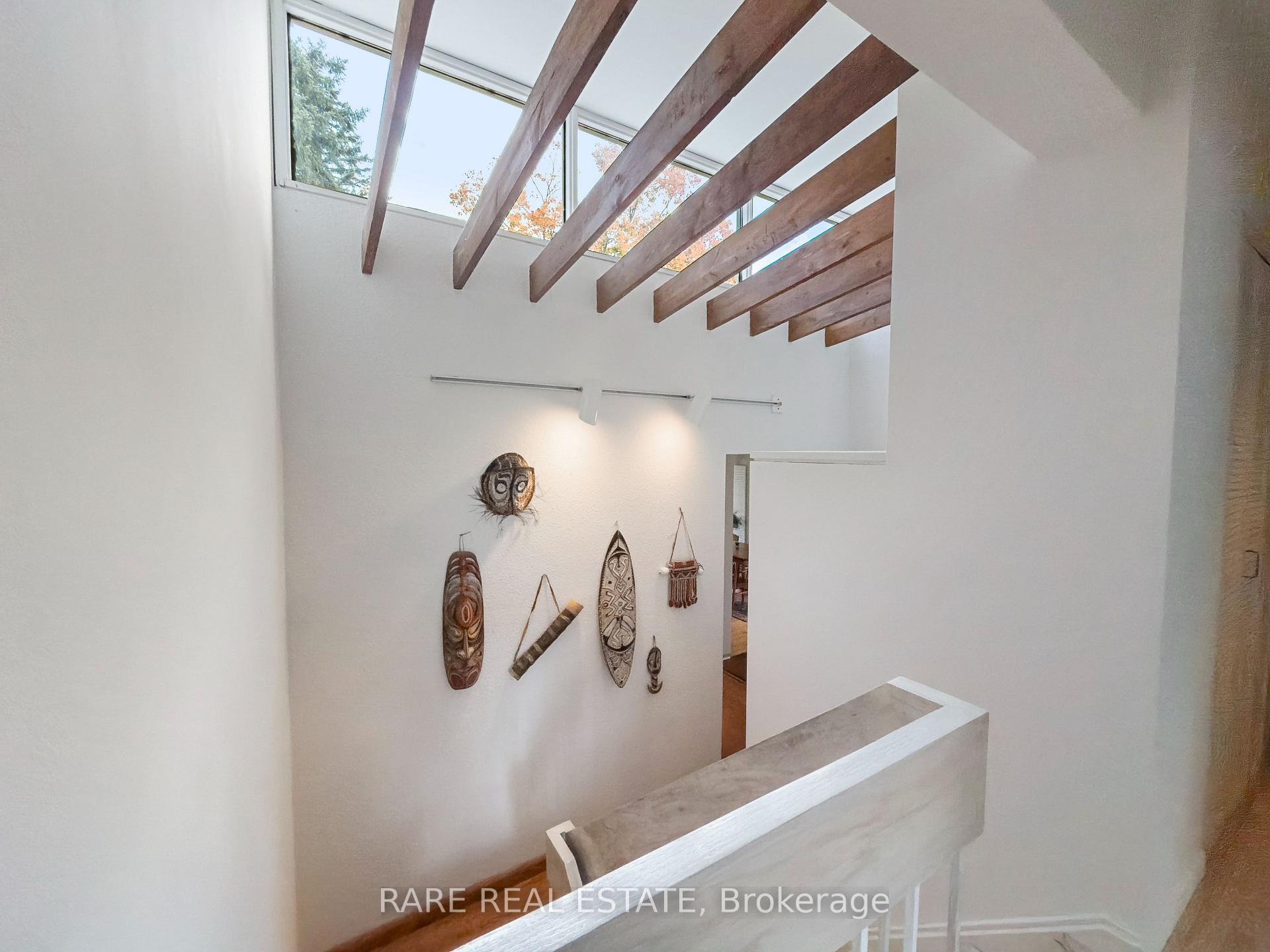 Photo 16 of 10 Wetherfield Place, North York, Banbury-Don Mills — HOMEH