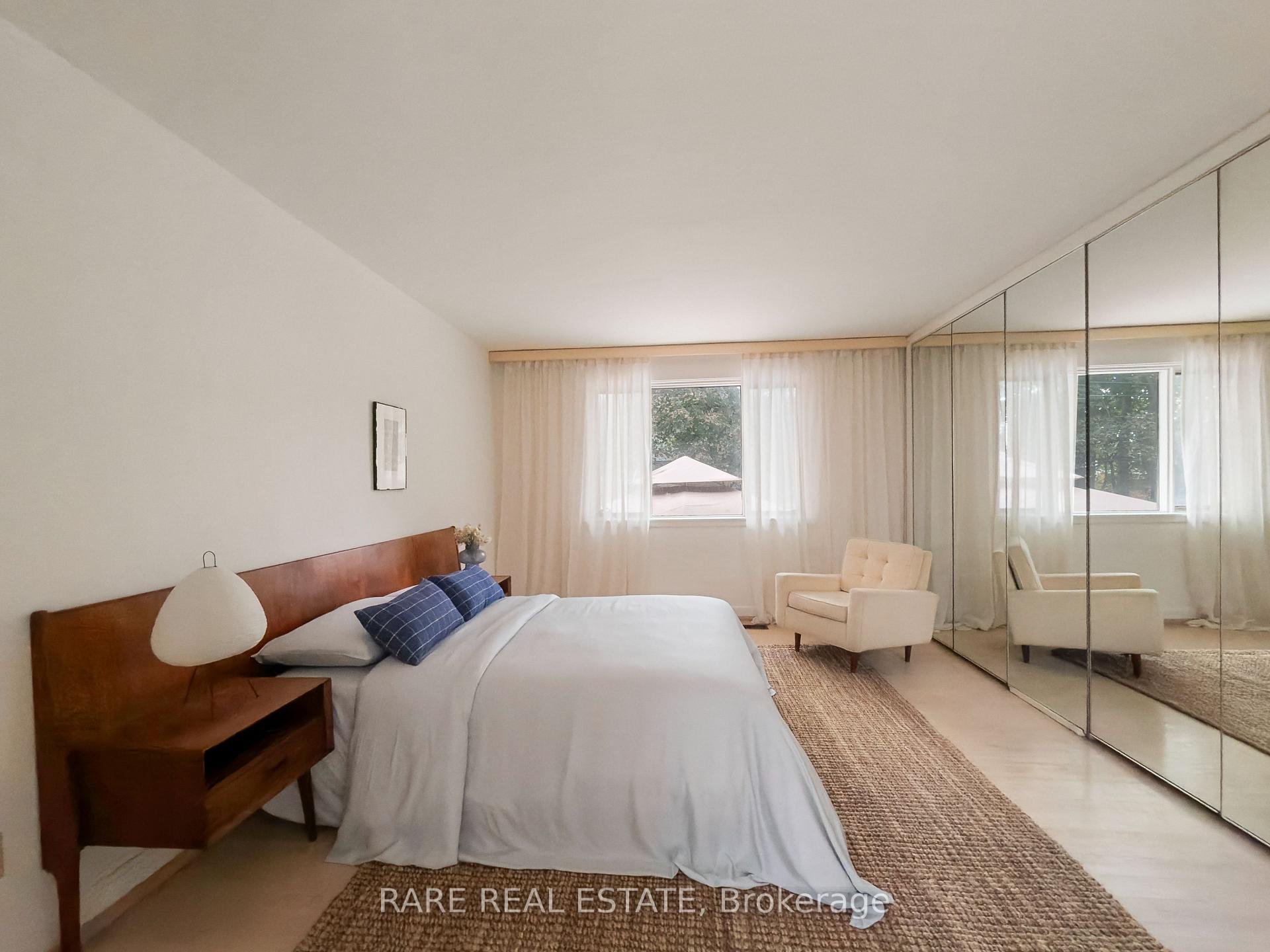 Photo 17 of 10 Wetherfield Place, North York, Banbury-Don Mills — HOMEH
