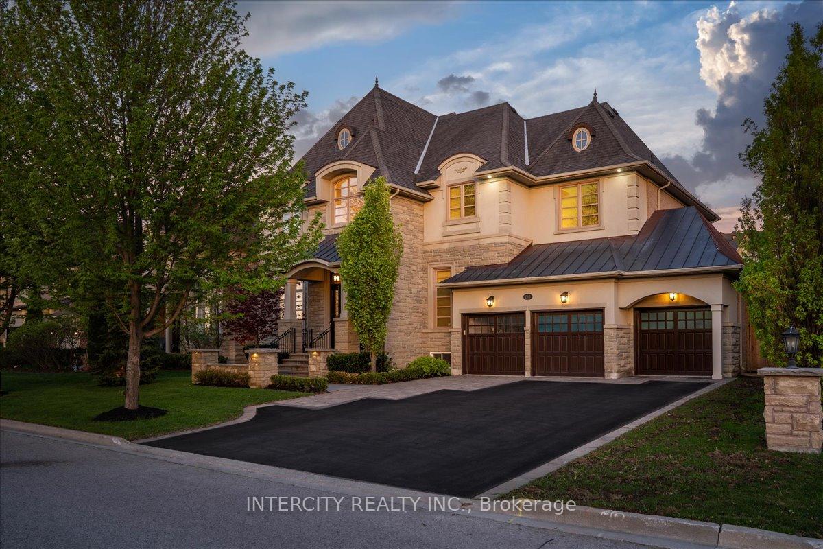 Photo of 233 Carisbrooke Circle