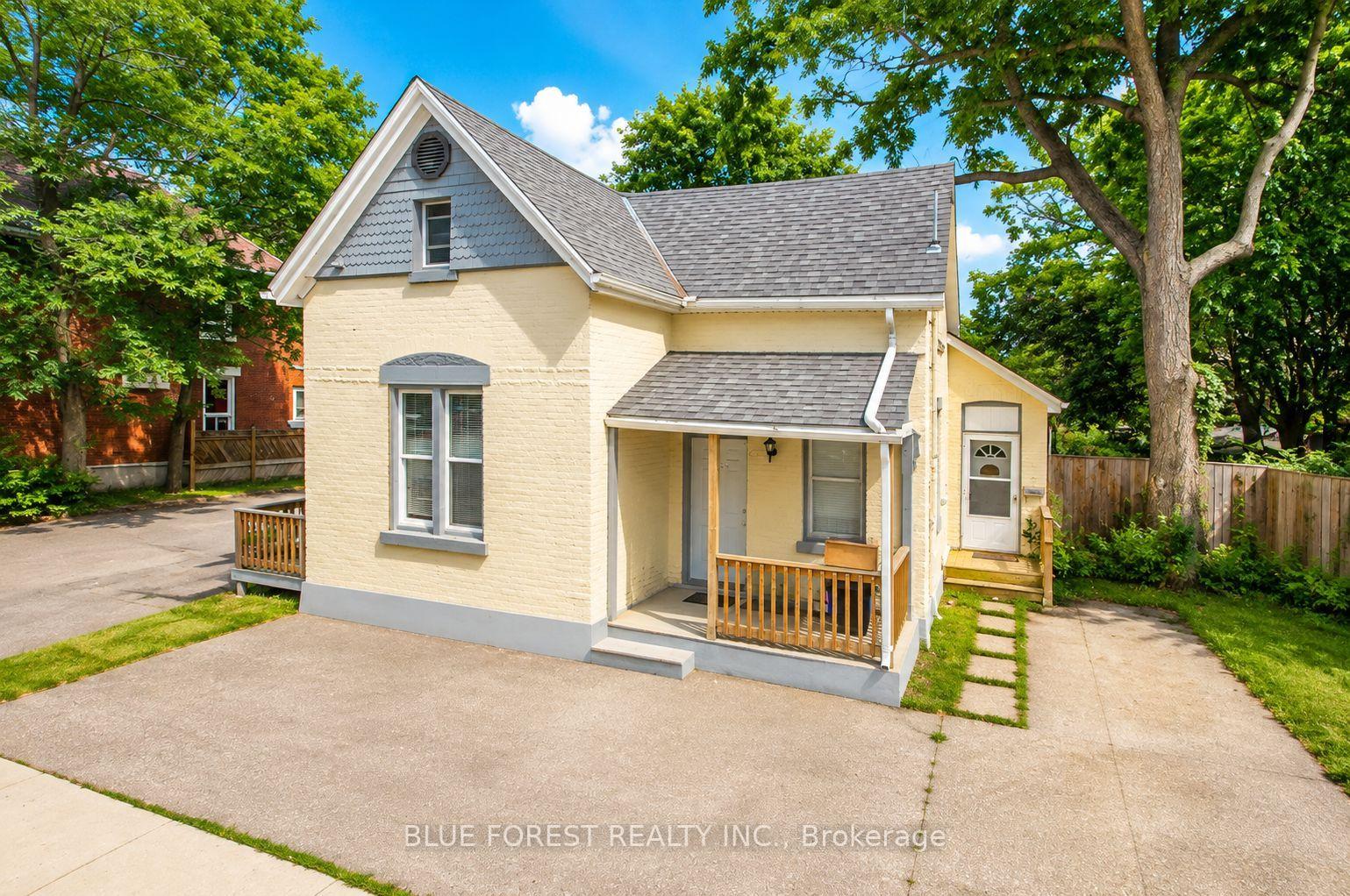 Photo of 28 Oxford Street W