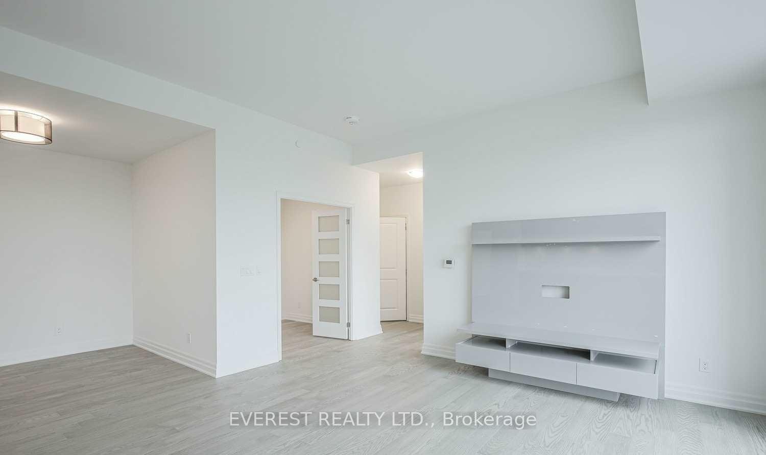 Photo 5 of Unit 713, 18 Rouge Valley Drive W, Markham, Unionville — HOMEH