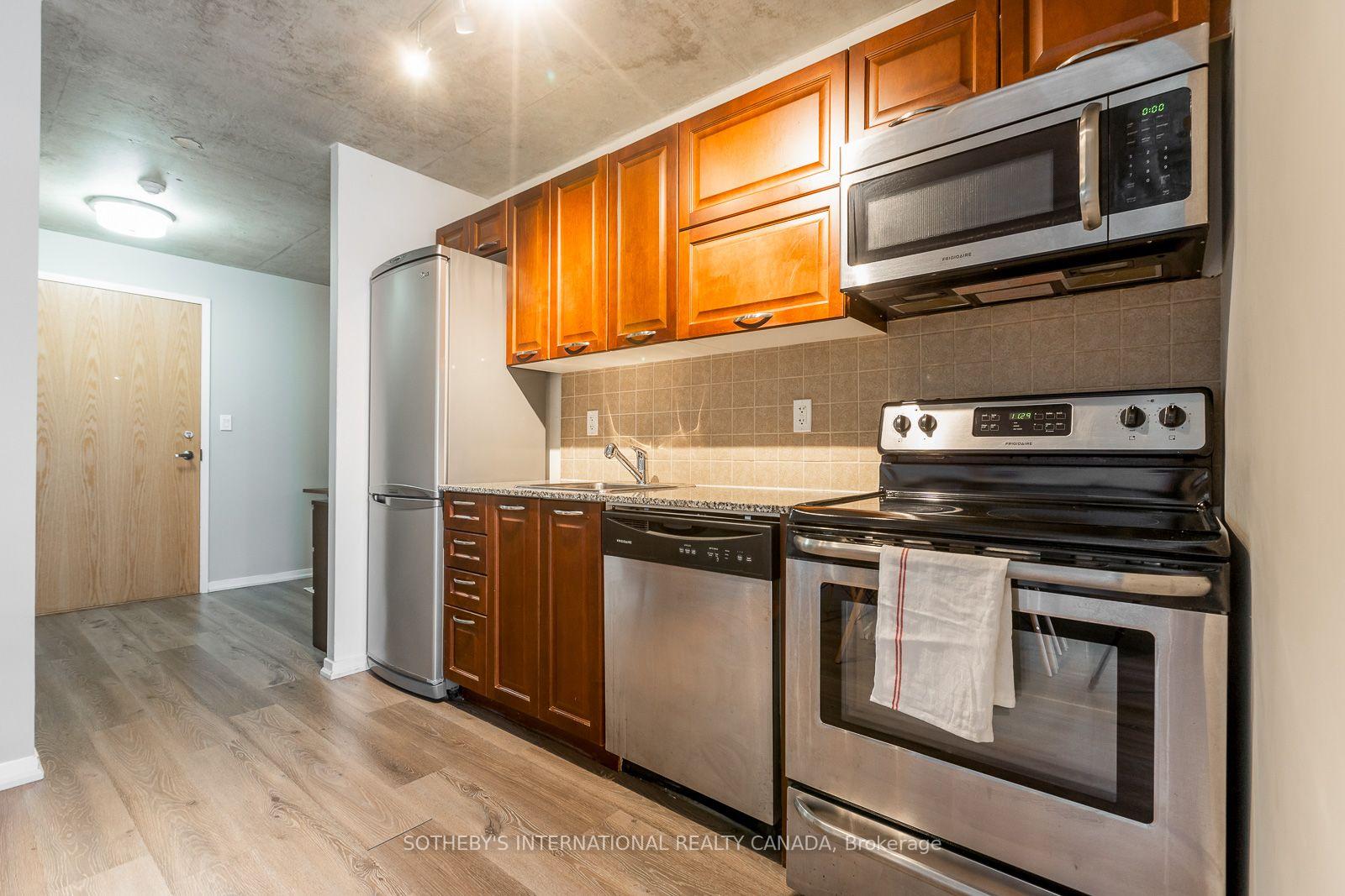 Photo 10 of Unit 607, 170 Sudbury Street, Toronto, Little Portugal — HOMEH
