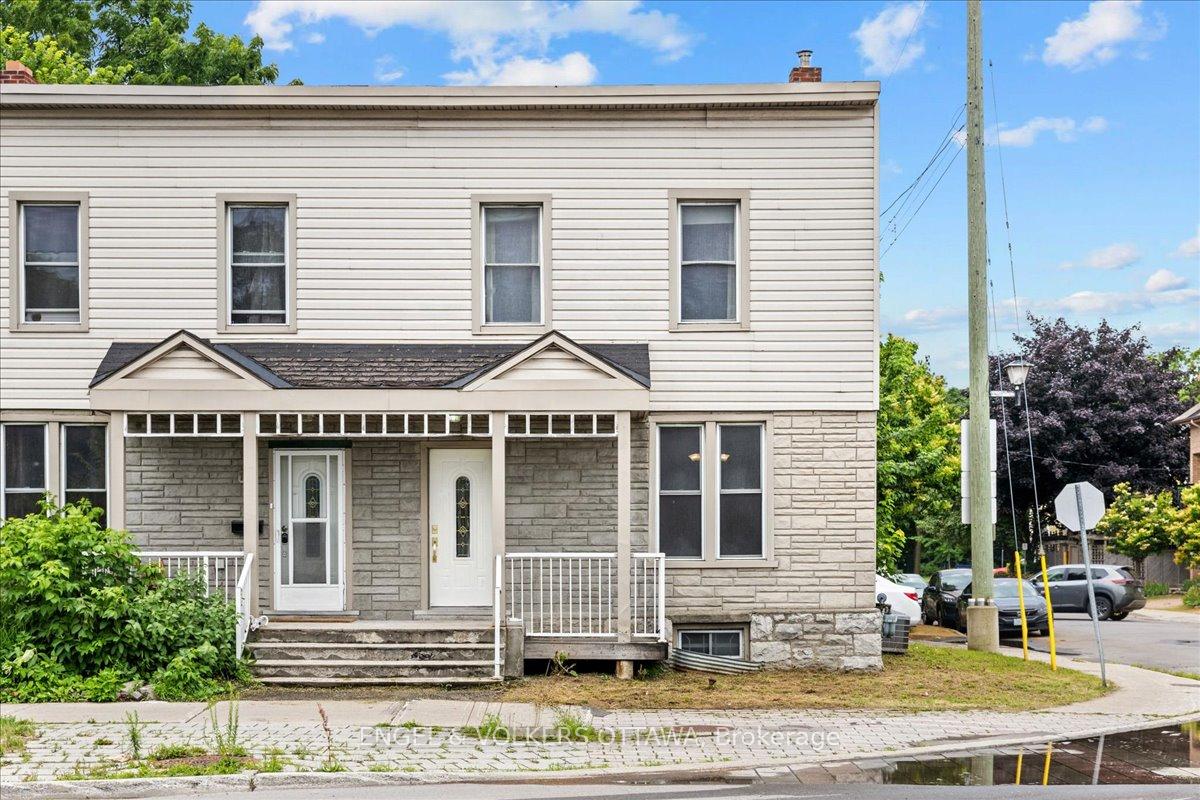Photo of 118 King Edward Avenue