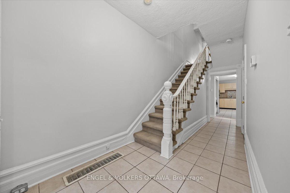 Photo 4 of 118 King Edward Avenue, Ottawa, Lower Town/Byward Market — HOMEH