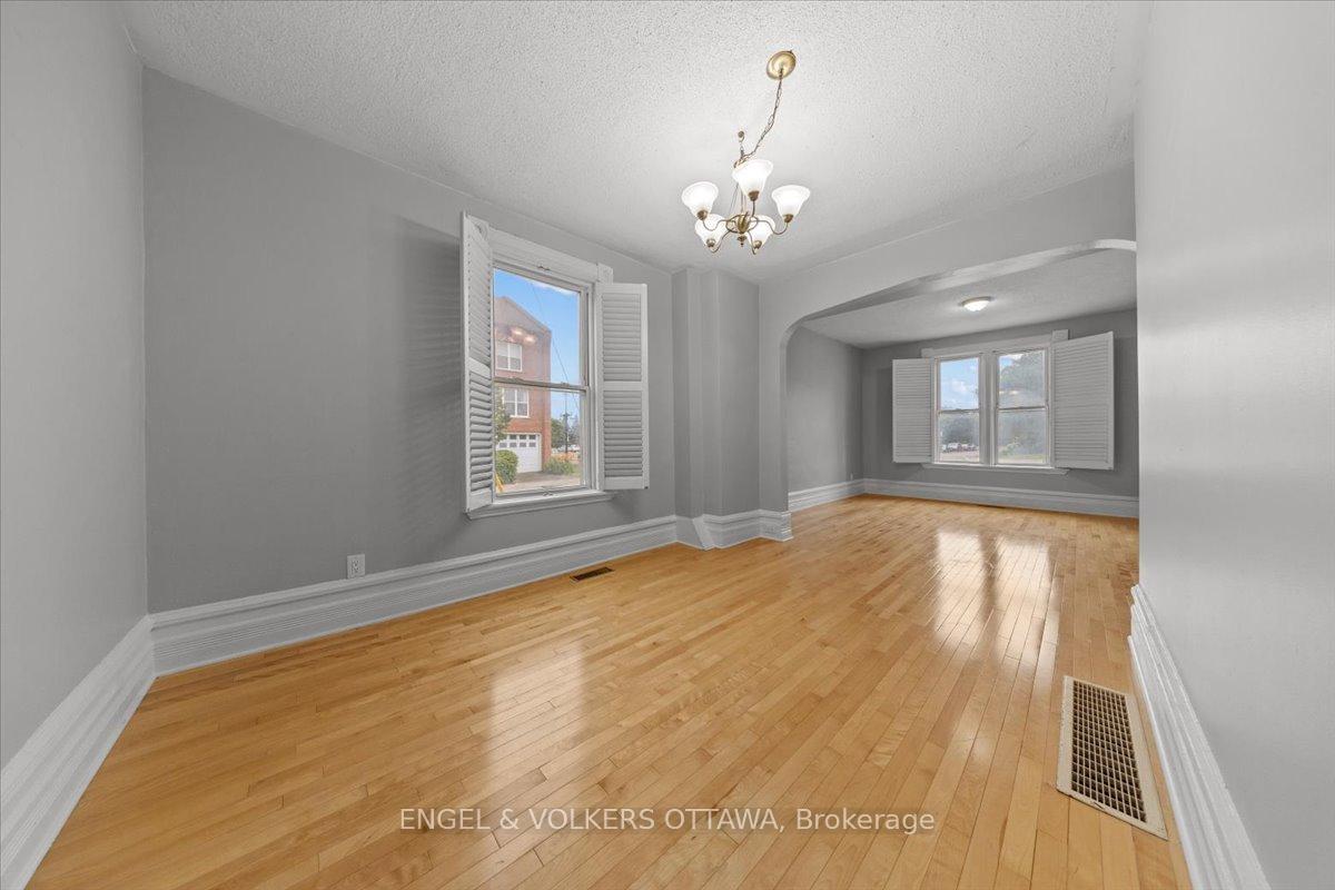 Photo 9 of 118 King Edward Avenue, Ottawa, Lower Town/Byward Market — HOMEH
