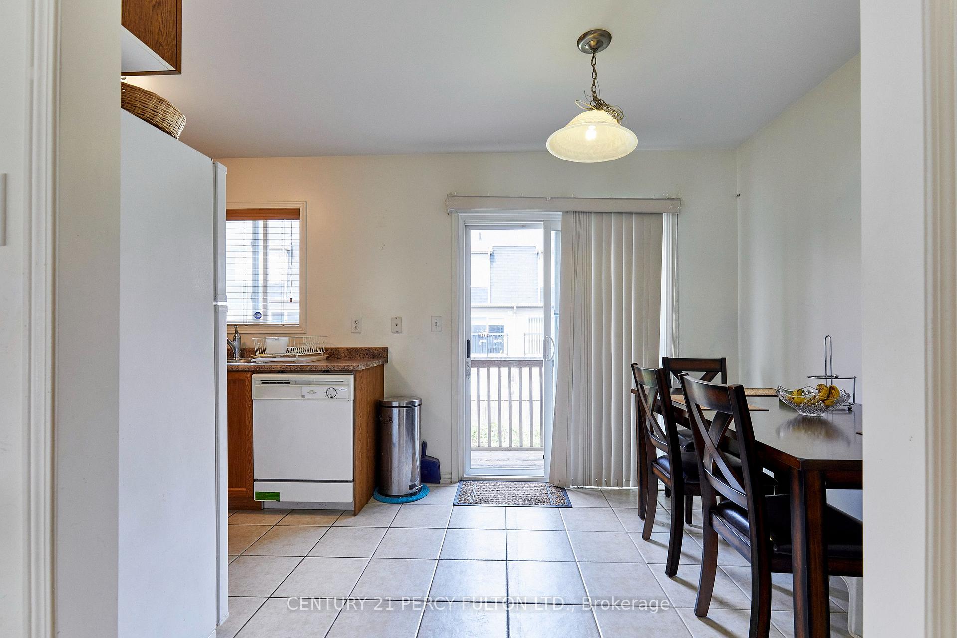 Photo 11 of 8 Knowles Street, Ajax, Central East — HOMEH