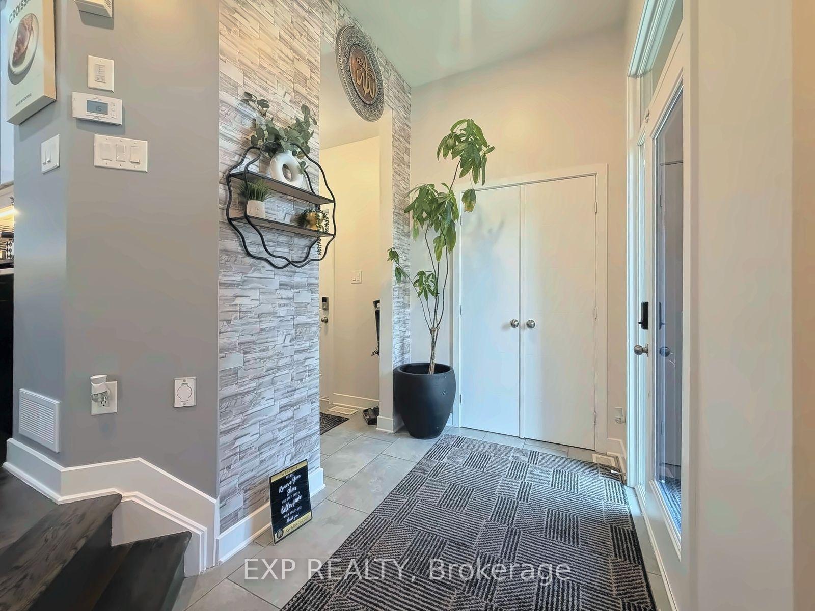 Photo 6 of 543 Rathburn Lane, Ottawa, Leitrim — HOMEH