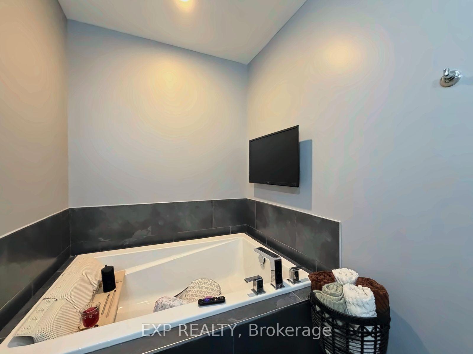 Photo 34 of 543 Rathburn Lane, Ottawa, Leitrim — HOMEH