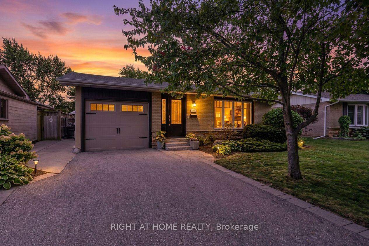 Photo of 1432 Dewbourne Crescent